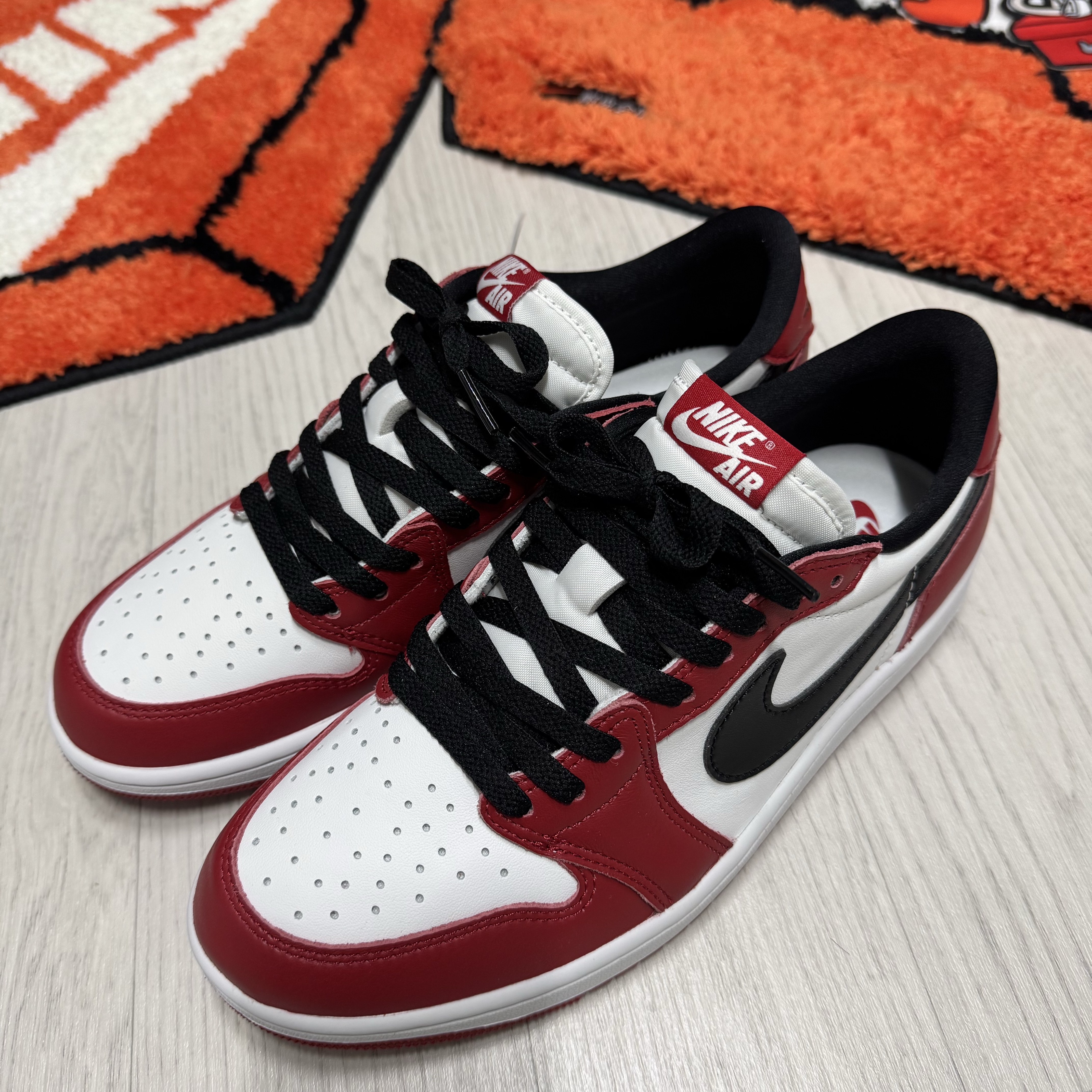 Jordan 1 Retro Low OG Chicago 착용 스타일 - 1