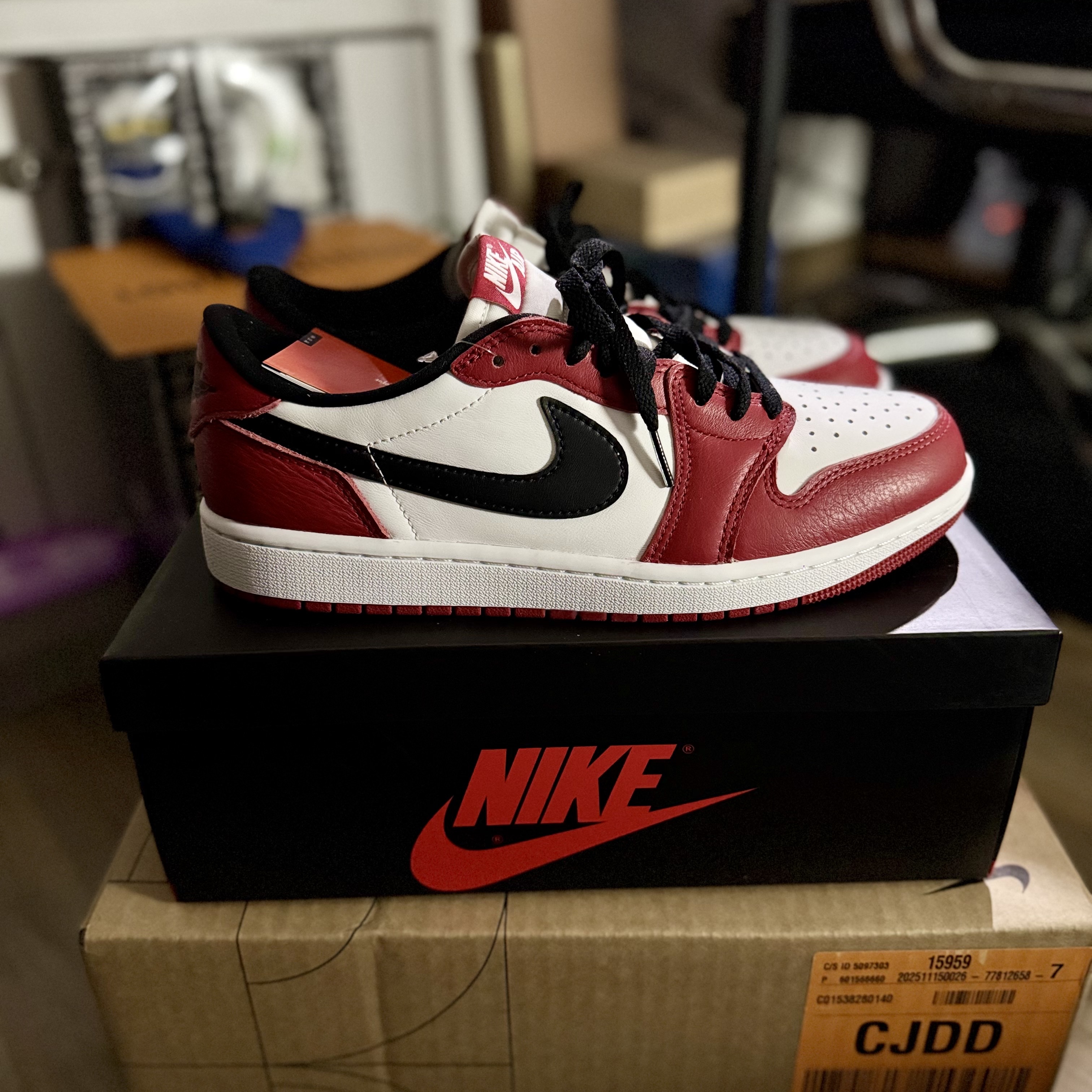 Jordan 1 Retro Low OG Chicago 착용 스타일 - 4