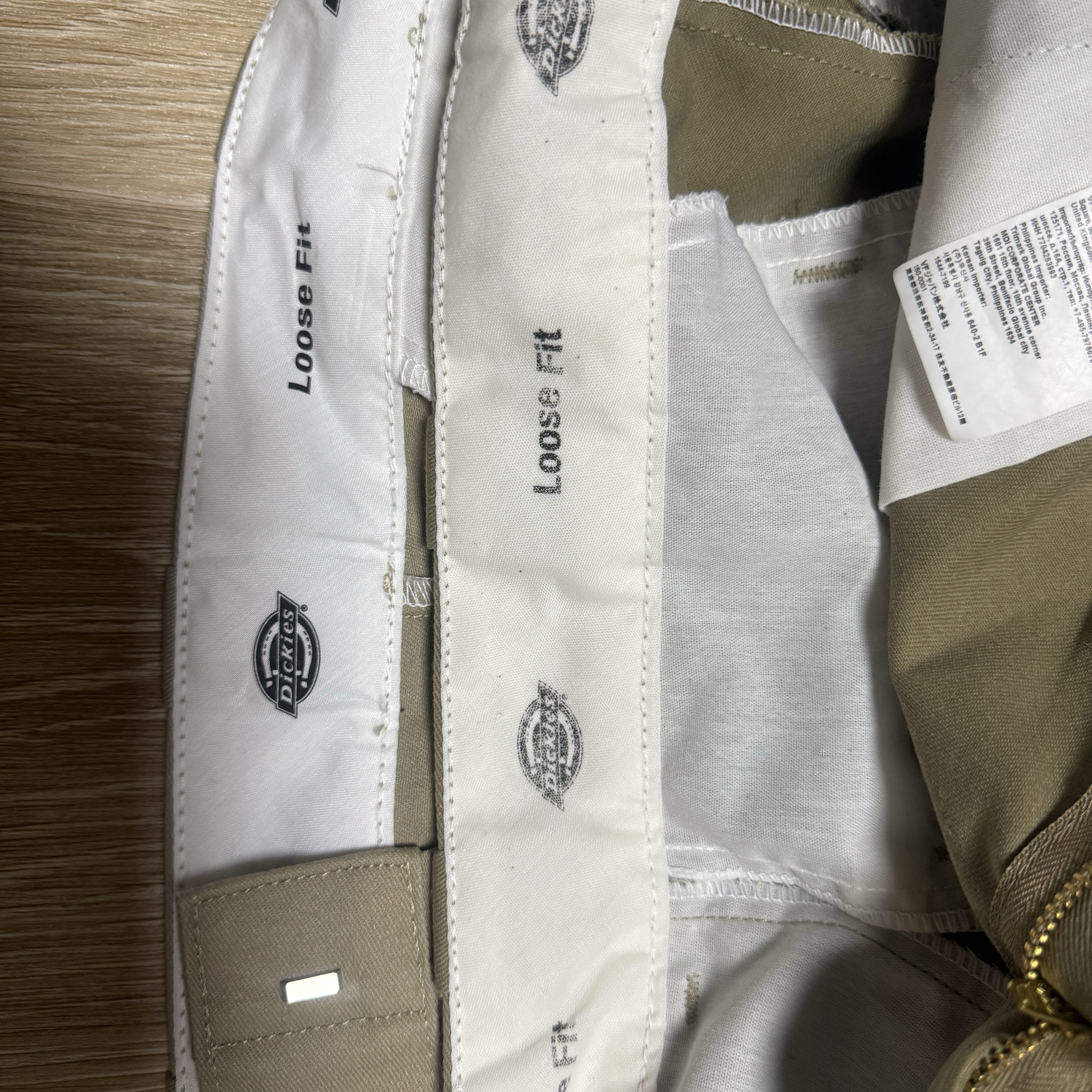 Dickies Loose Fit Double Knee Work Pants Khaki 착용 스타일