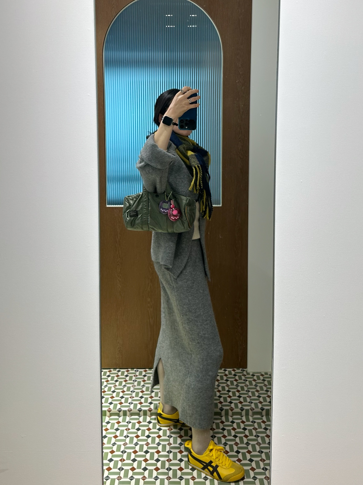 Onitsuka Tiger Mexico 66 Yellow Black, Porter Tanker Duffle Bag S Sage Green 착용 스타일 - 3