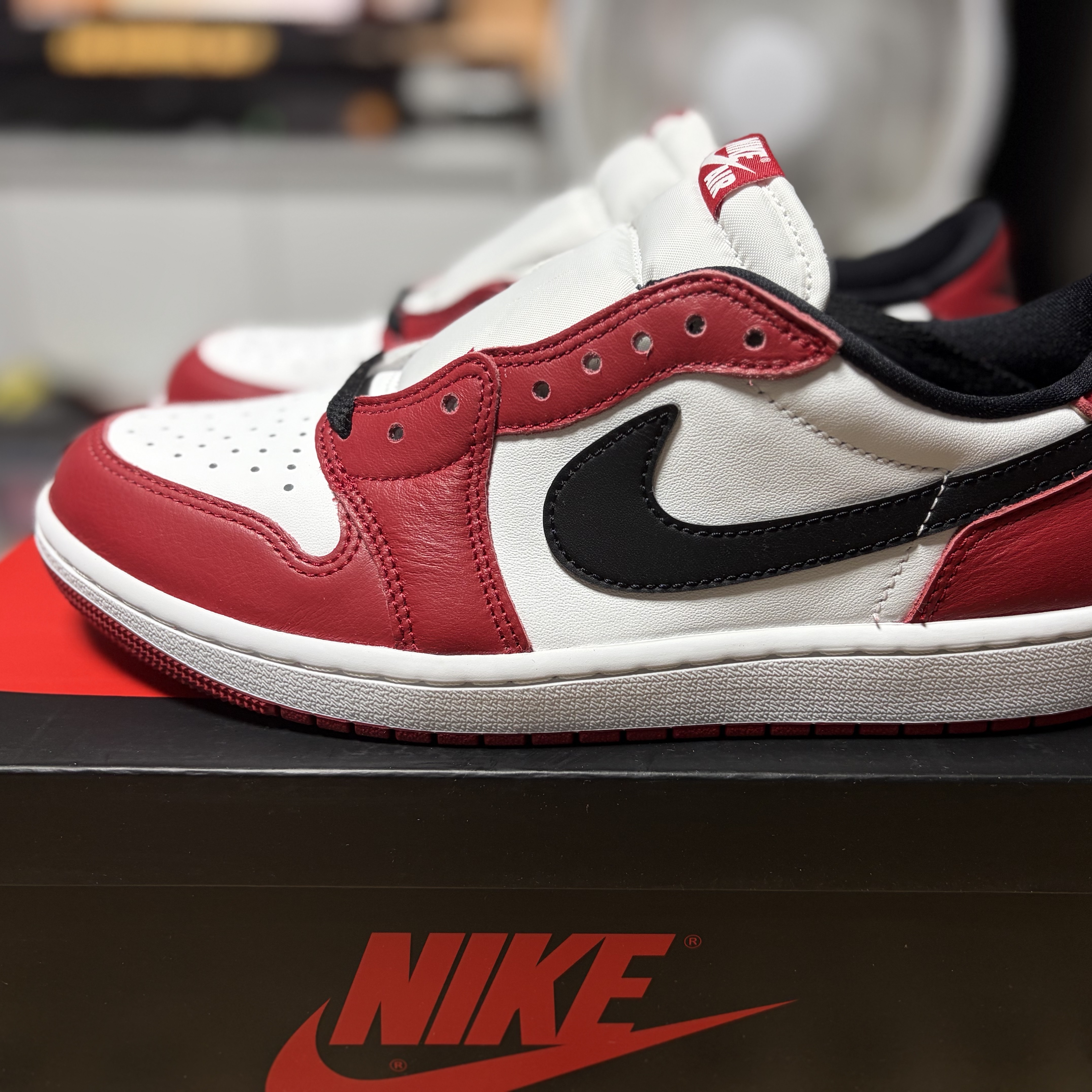 Jordan 1 Retro Low OG Chicago 착용 스타일 - 1
