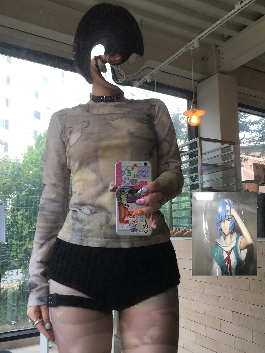 [KREAM 단독] Bonnae Strap Micro Shorts Black, [KREAM 단독] Bonnae Strap Micro Shorts Ivory 착용 스타일