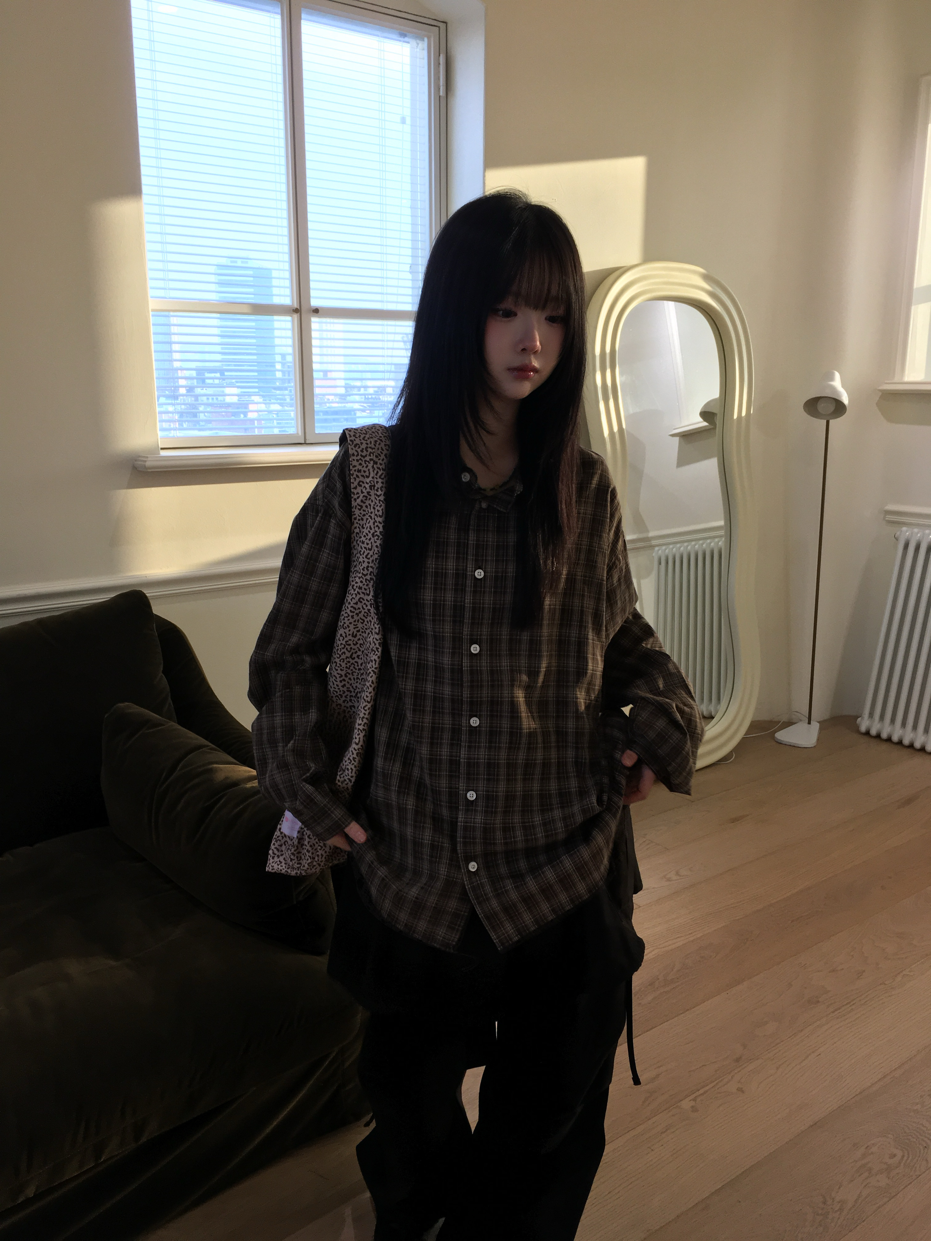 SLOW RECORD HOUSE Kane Check Shirt Brown 착용 스타일 - 6