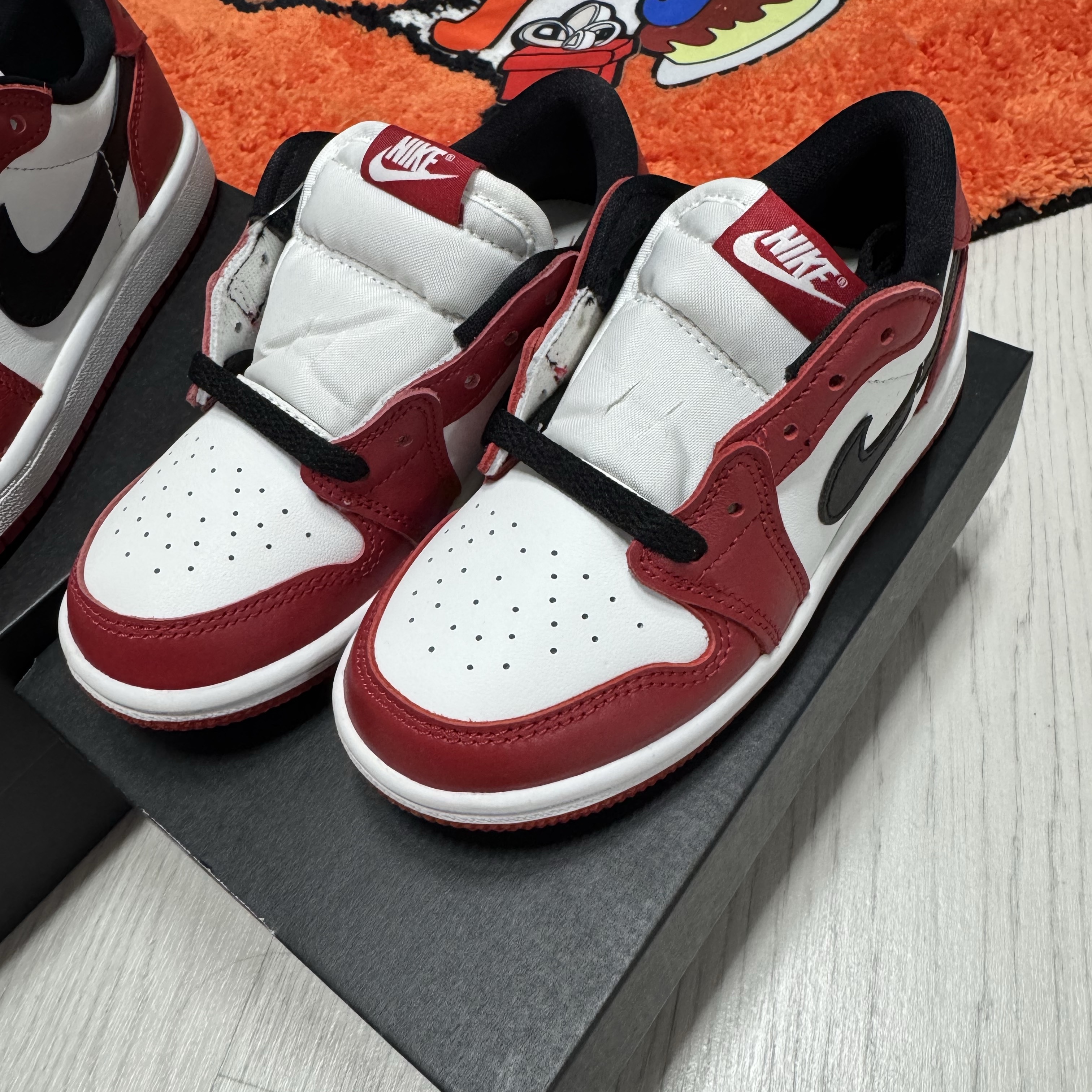 (TD) Jordan 1 Retro Low OG Chicago 착용 스타일 - 1