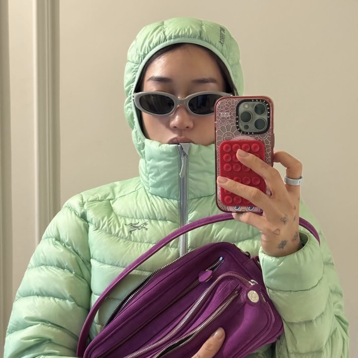 (W) Arc'teryx Cerium Hoody Phosphorescent Stone Green 착용 스타일