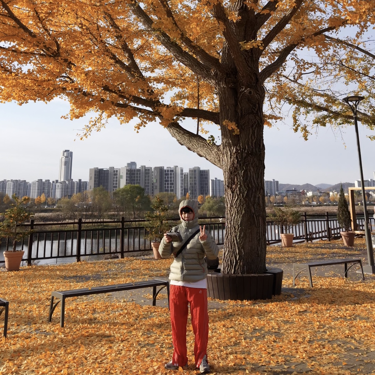 Arc'teryx Cerium Hoody Habitat 착용 스타일 - 3