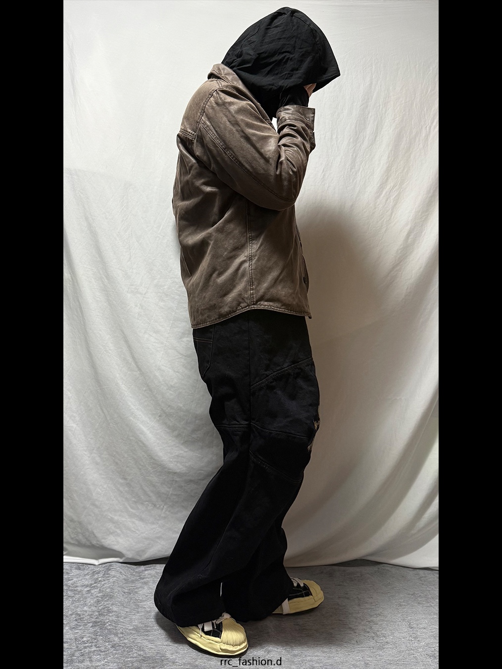 Aoiro Ooki Feather Denim Pants Dark Indigo 착용 스타일 - 2