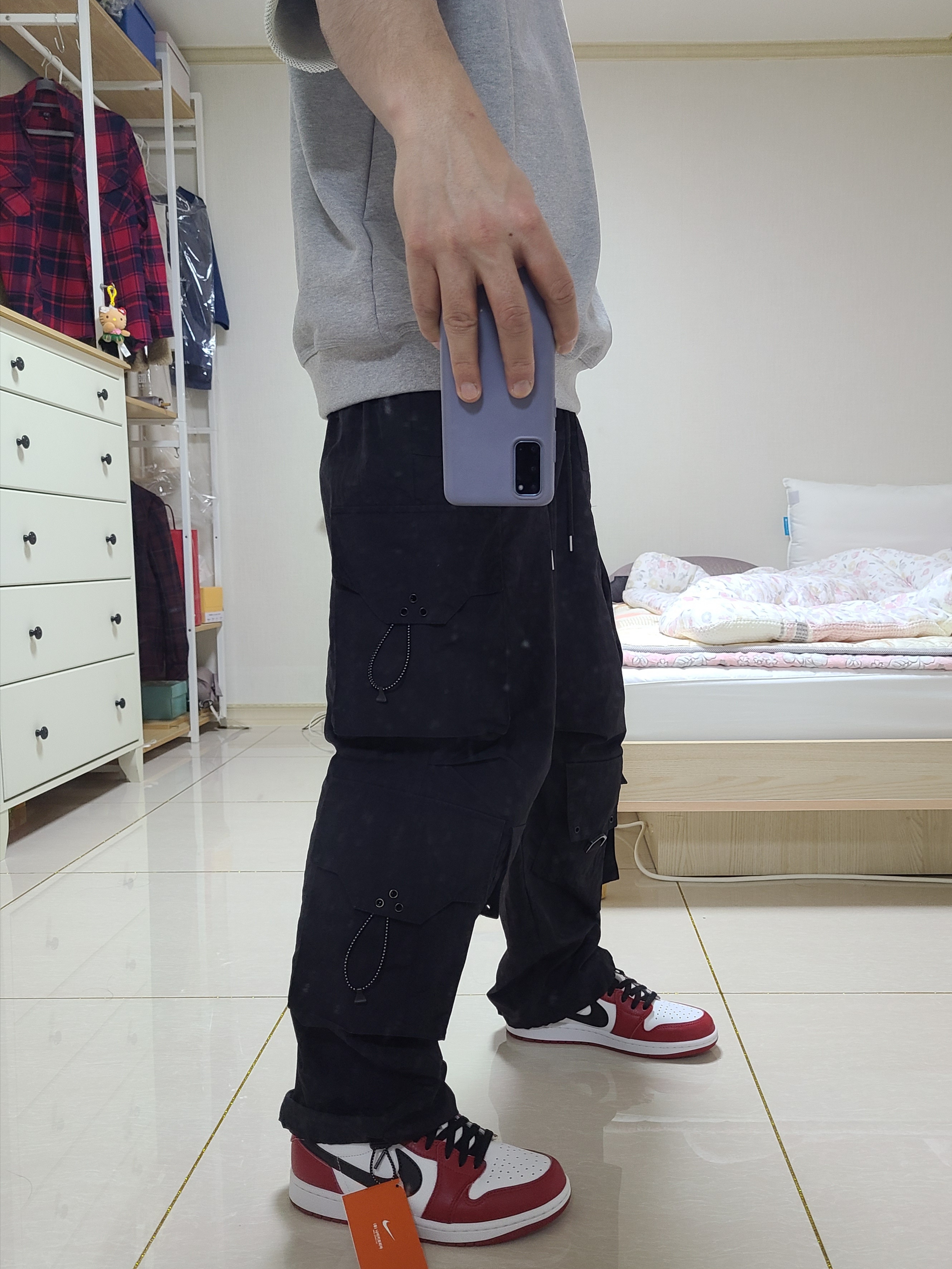 Jordan 1 Retro Low OG Chicago 착용 스타일 - 4