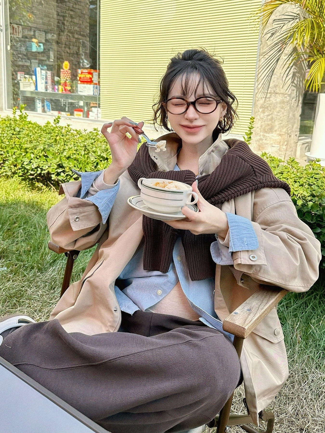 lash Molly Amber 착용 스타일 - 1
