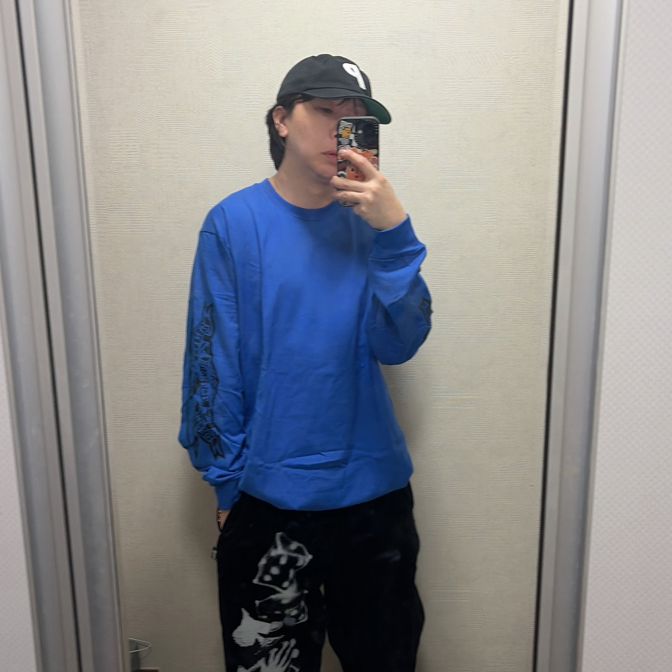 Stussy Airbrush Icon Beach Pants Black, Palace P 6-Panel Black 착용 스타일