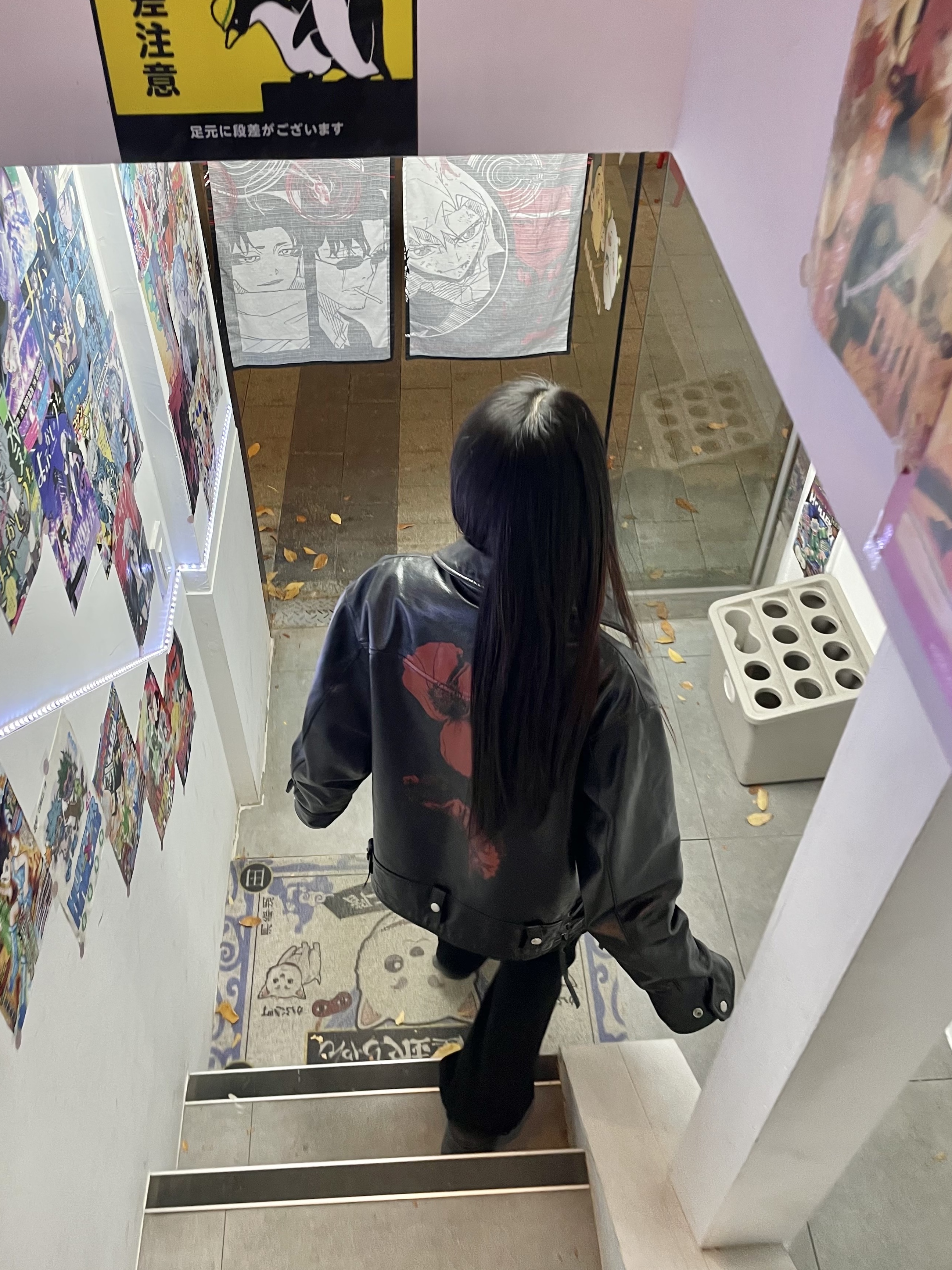 Enfants Riches Deprimes Midnight Oil Aviator Jacket Black, Yeezy Season 6 Desert Boot Graphite 착용 스타일