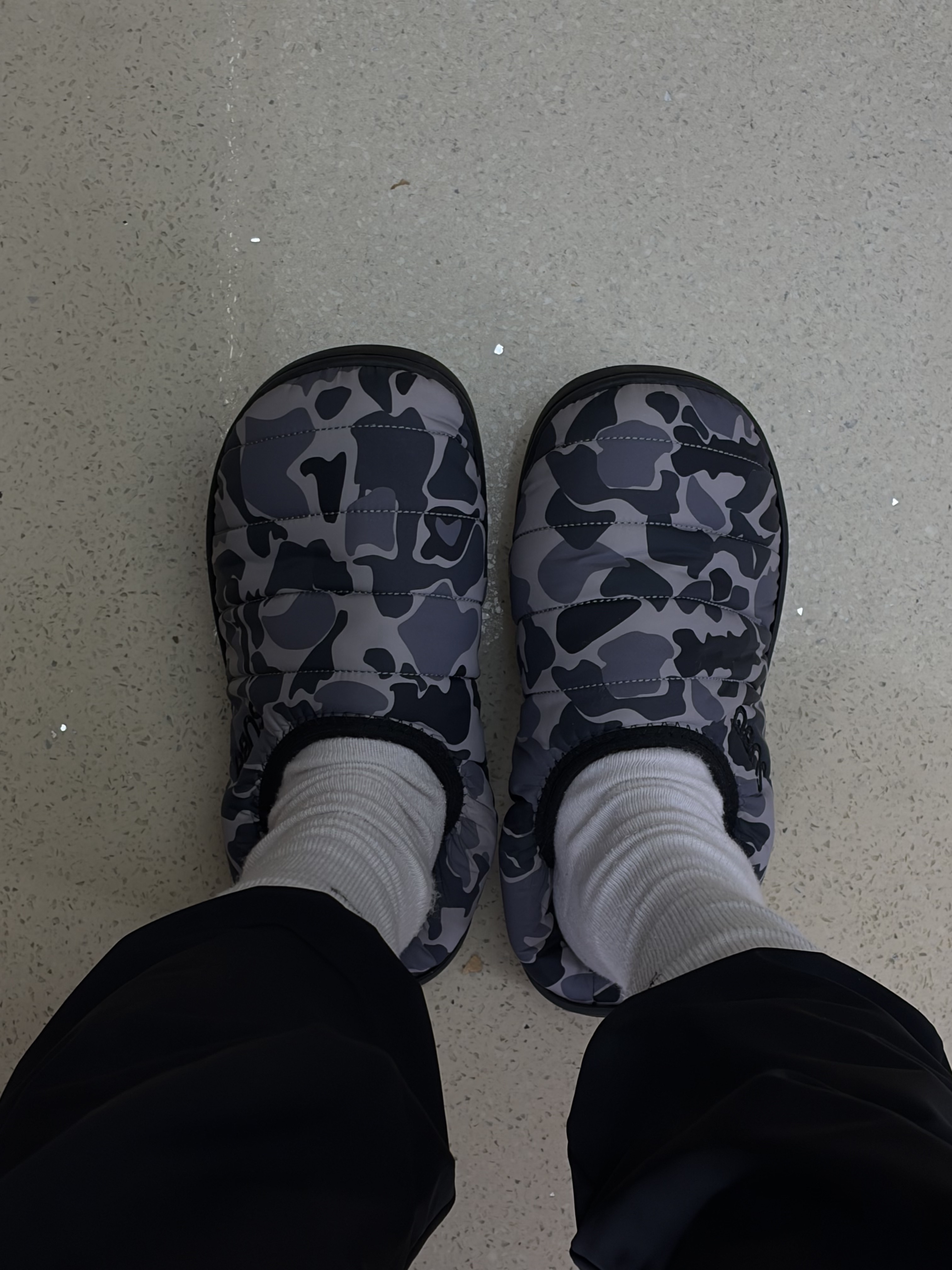 Subu Packable Exclusive Black Duck Camo 착용 스타일