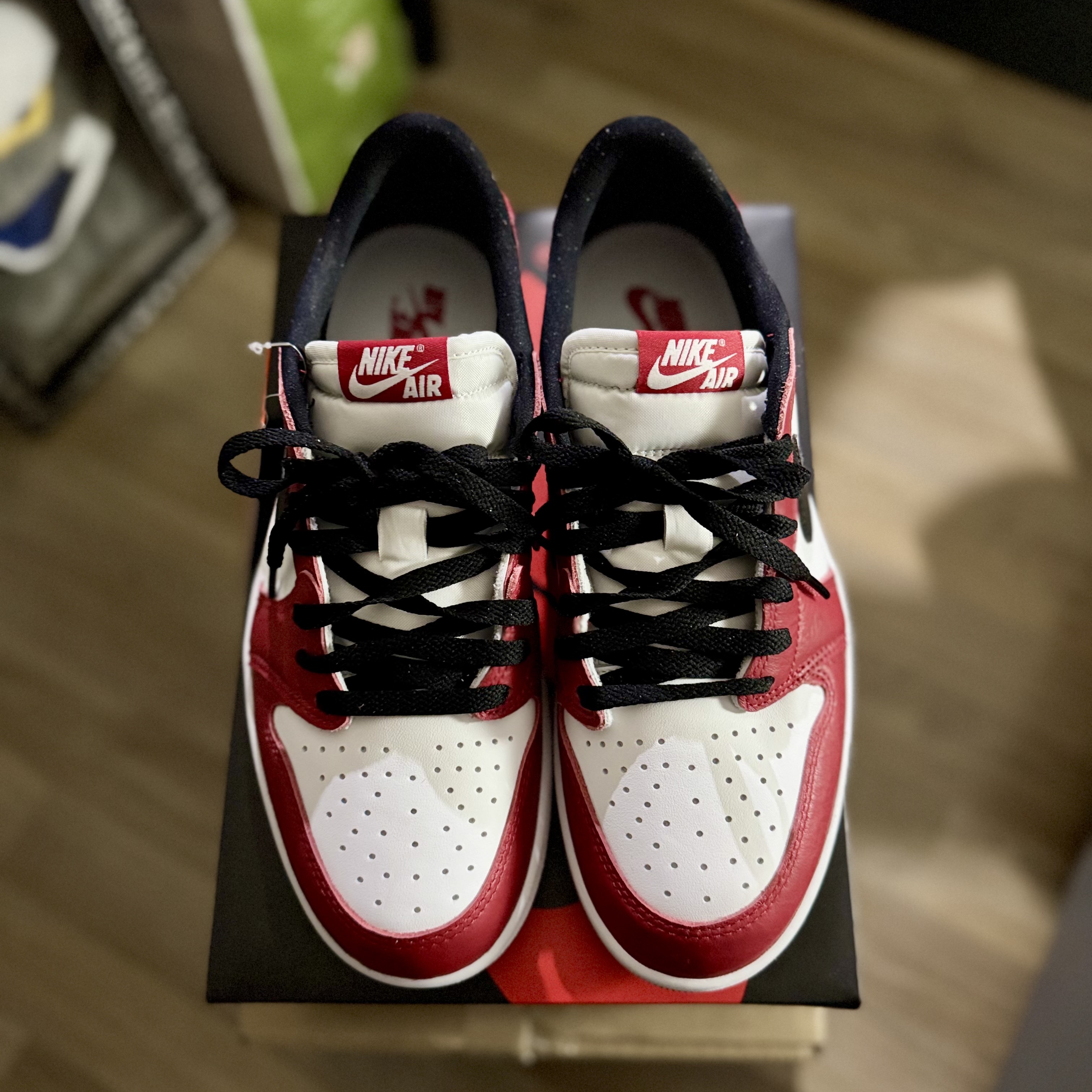 Jordan 1 Retro Low OG Chicago 착용 스타일 - 3