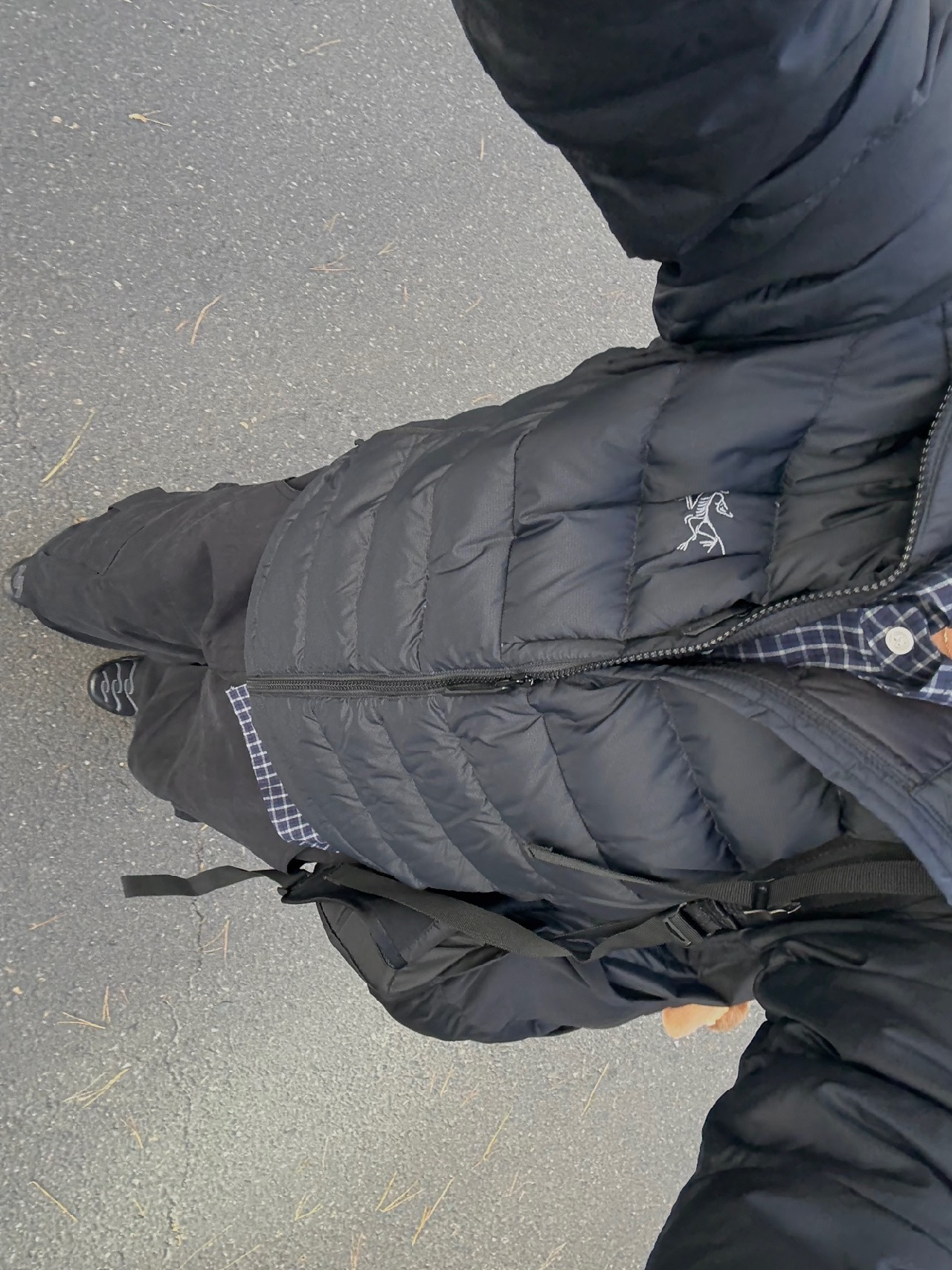 Arc'teryx Thorium Jacket Black 착용 스타일