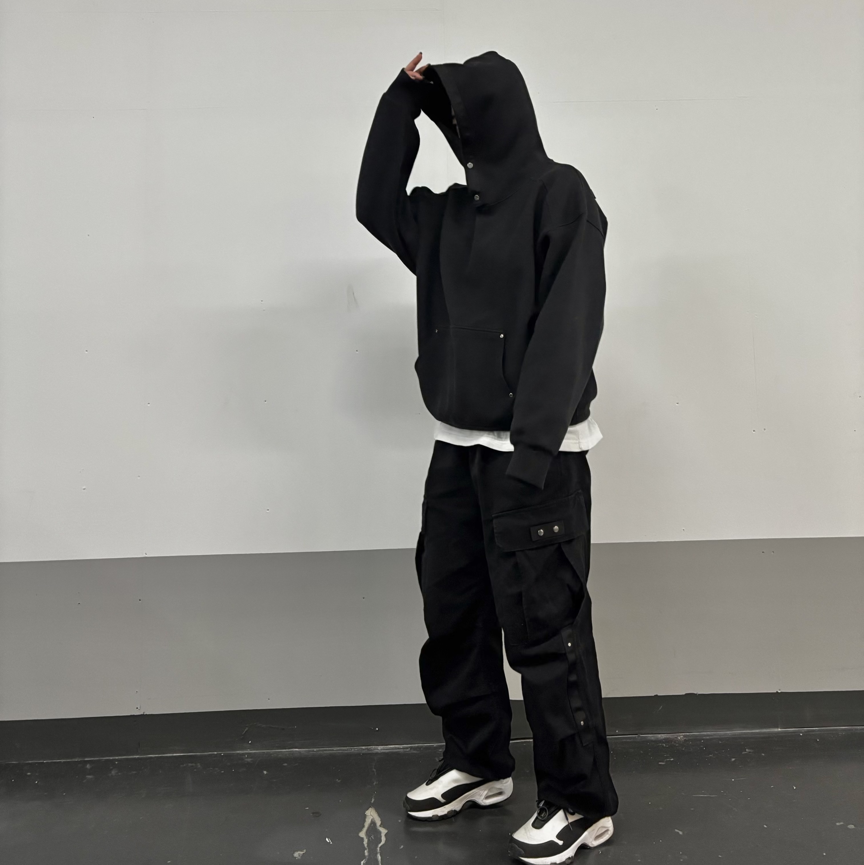 Nike x Comme des Garcons Homme Plus Air Max Sunder SP White Black 착용 스타일 - 2