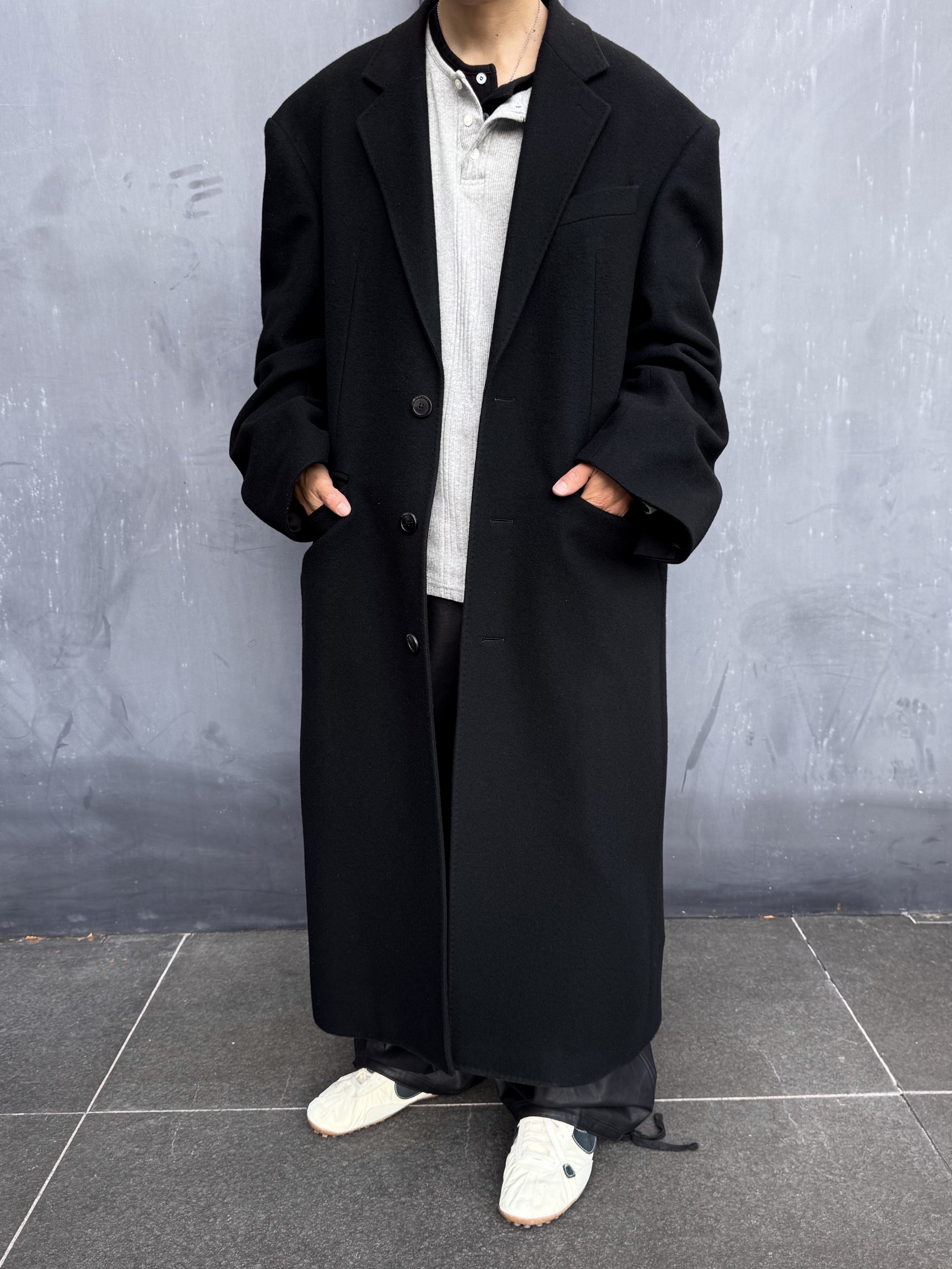 Nike x Jacquemus Moon Shoe SP Alabaster Off Noir, farfromwhat far layered work pants_black 착용 스타일 - 2
