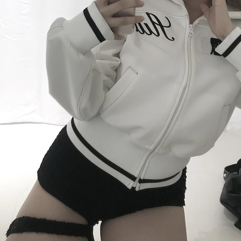 [KREAM 단독] Bonnae Patch track jacket Black, [KREAM 단독] Bonnae Patch track jacket White 착용 스타일
