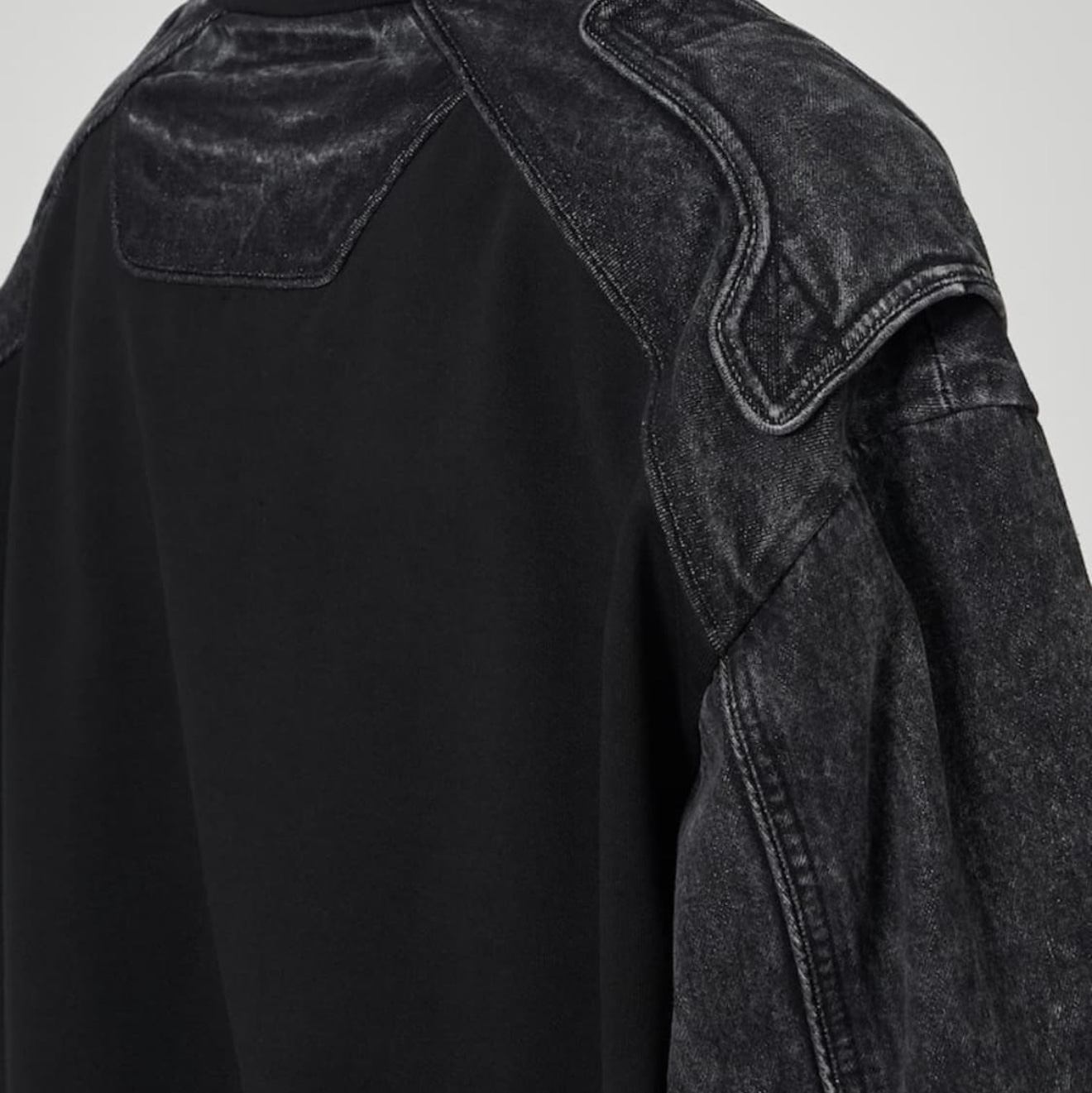 Juun.J Cotton Racer Denim Mix Sweatshirt Black - 24SS 착용 스타일 - 2