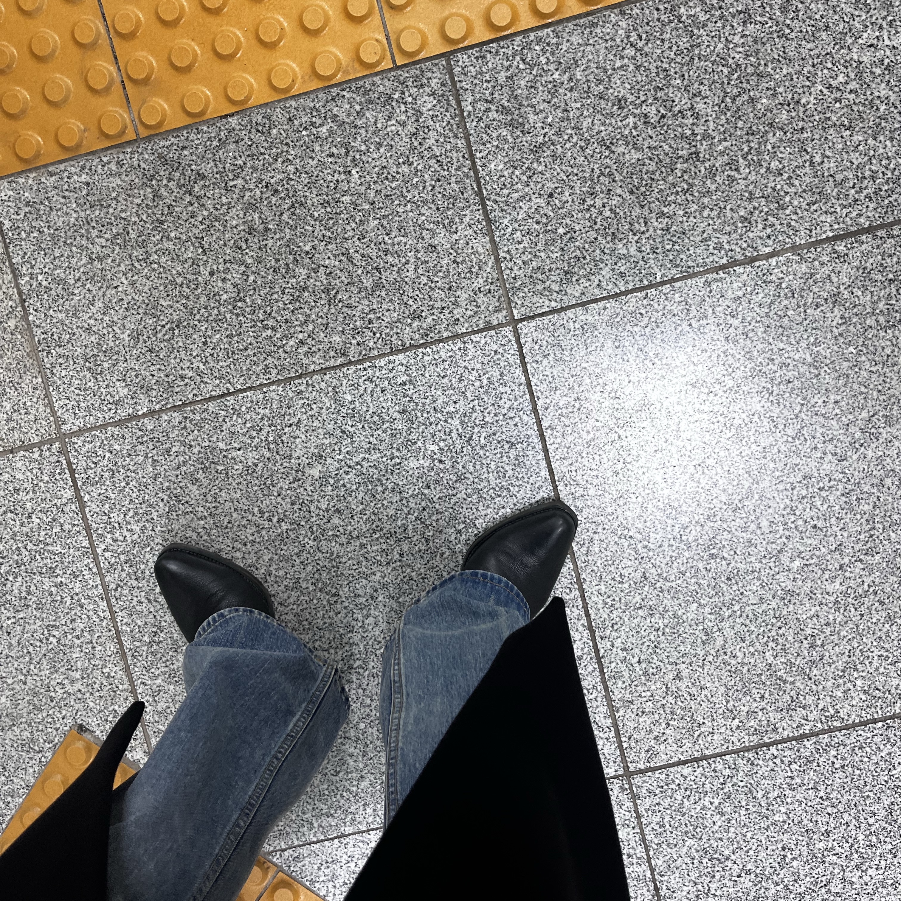 Our Legacy Cuban Boot Black 착용 스타일