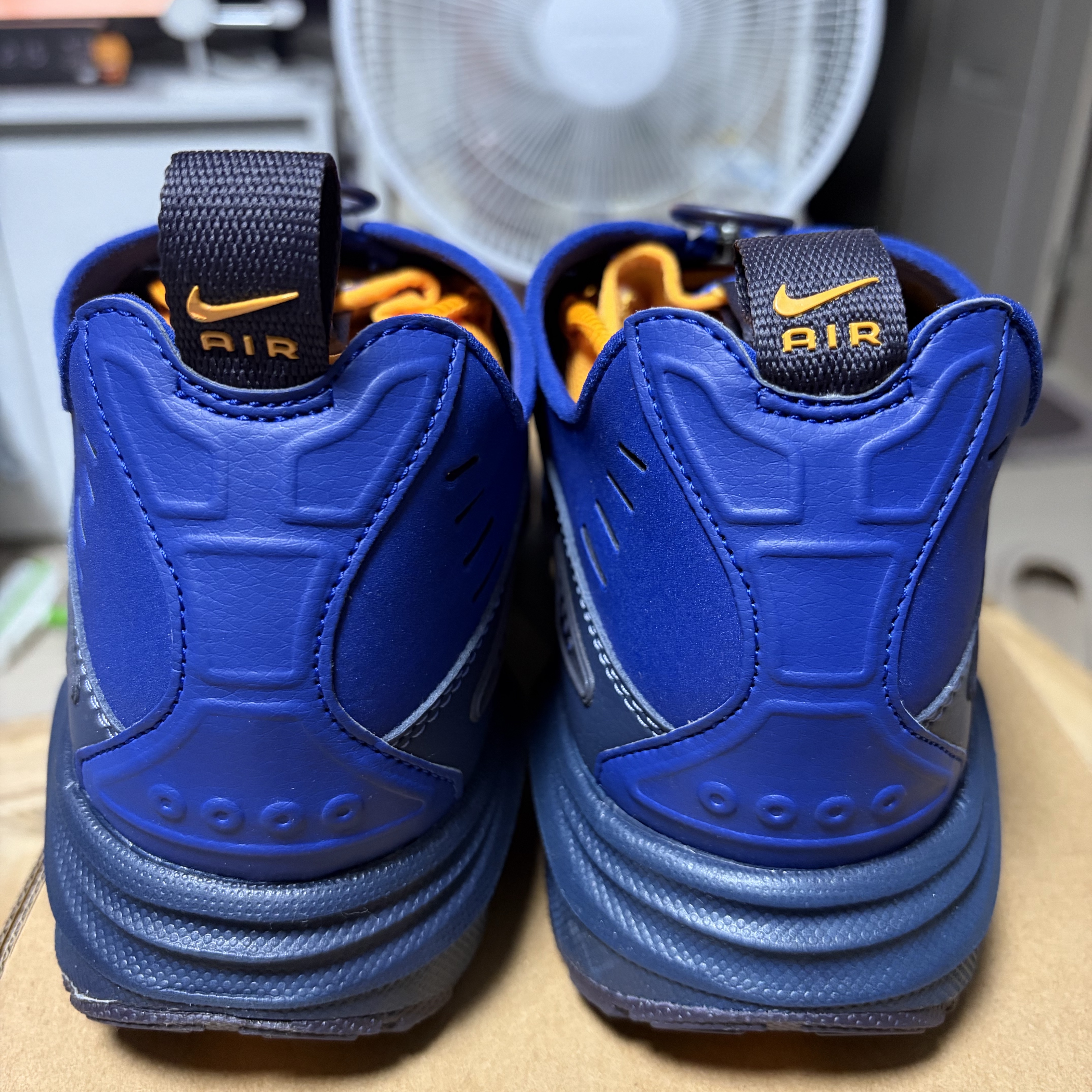 Nike Air Max SNDR SE Obsidian Deep Royal Blue 착용 스타일 - 5