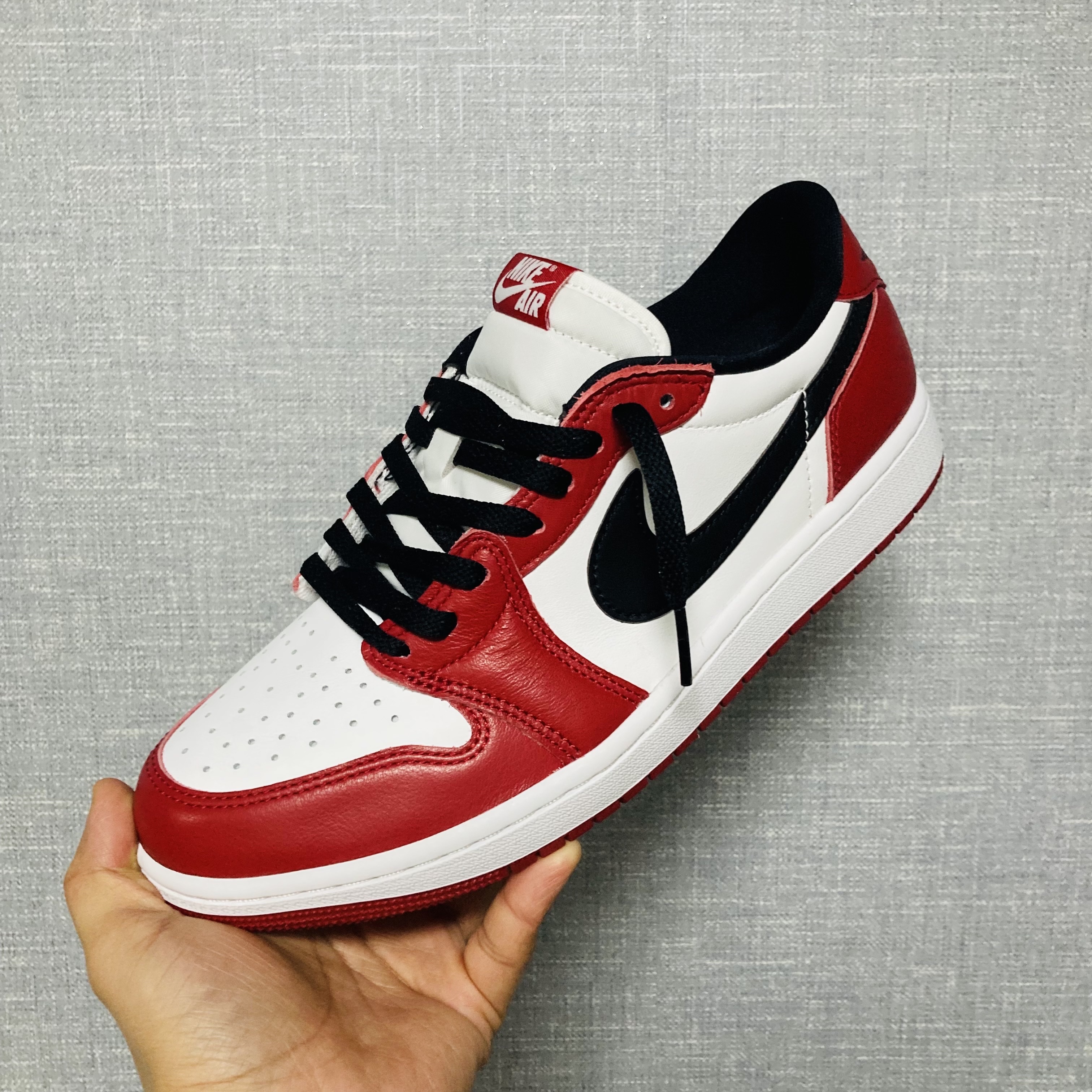 Jordan 1 Retro Low OG Chicago 착용 스타일