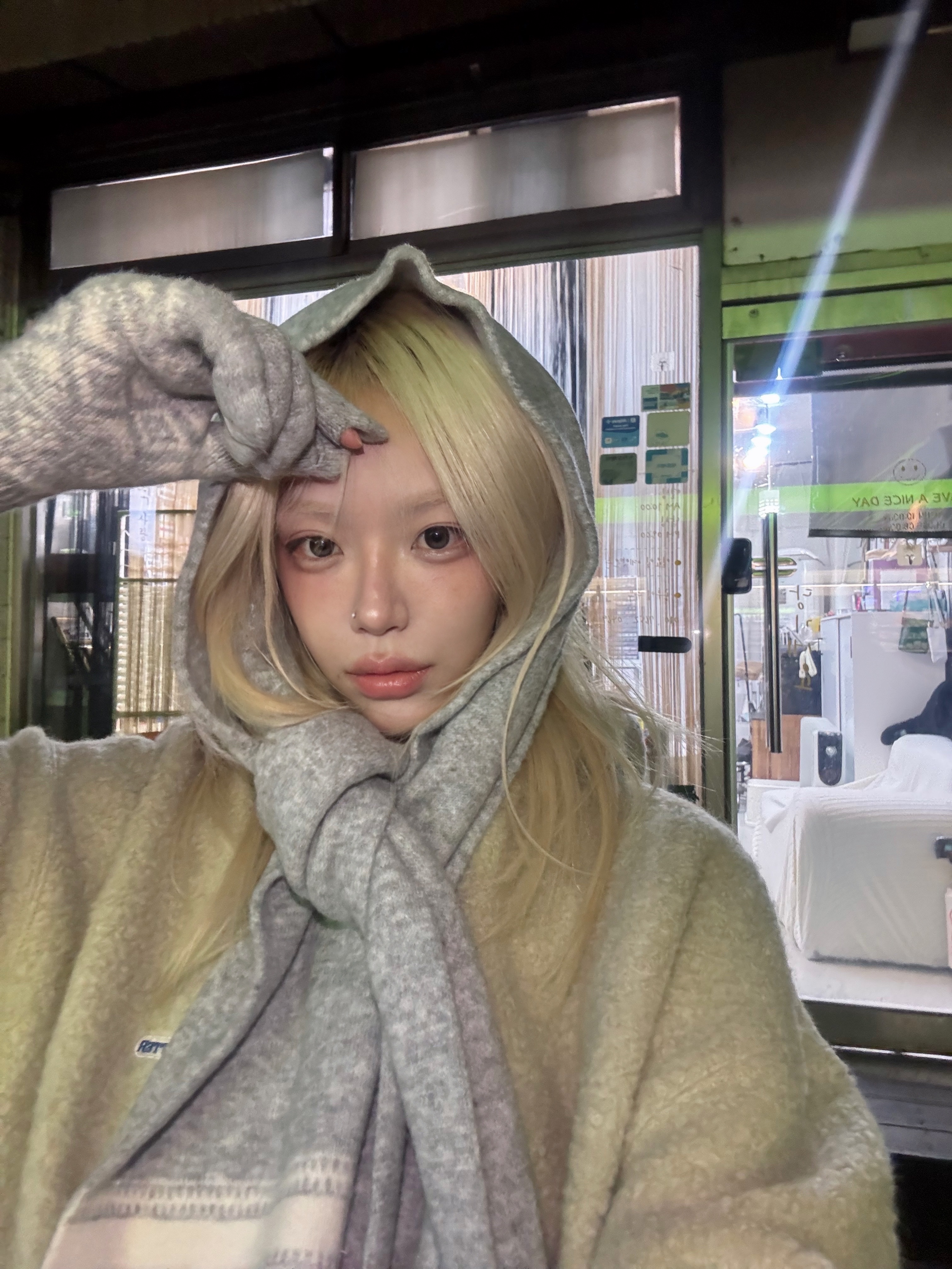 UGG Classic Mini Boots Chestnut 착용 스타일 - 3