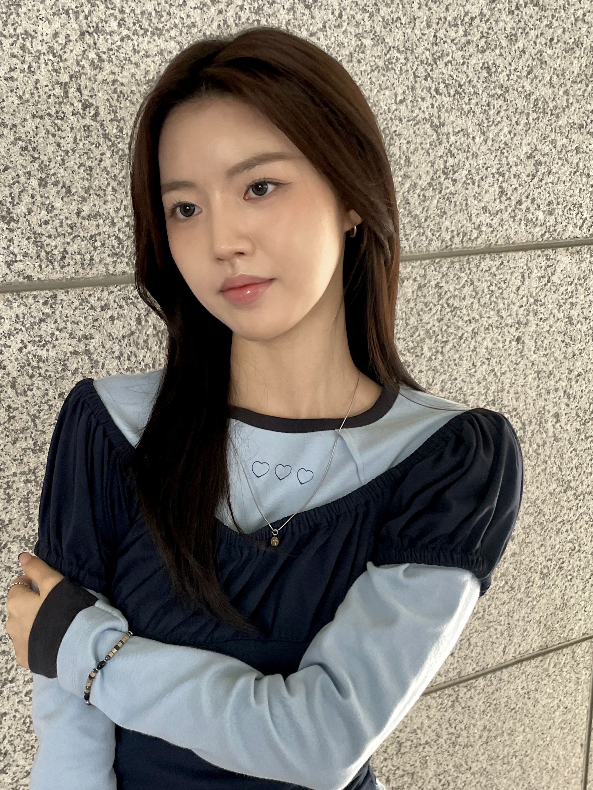 Riomeu Signature Stone Snake Chain Necklace Yellow 착용 스타일 - 1