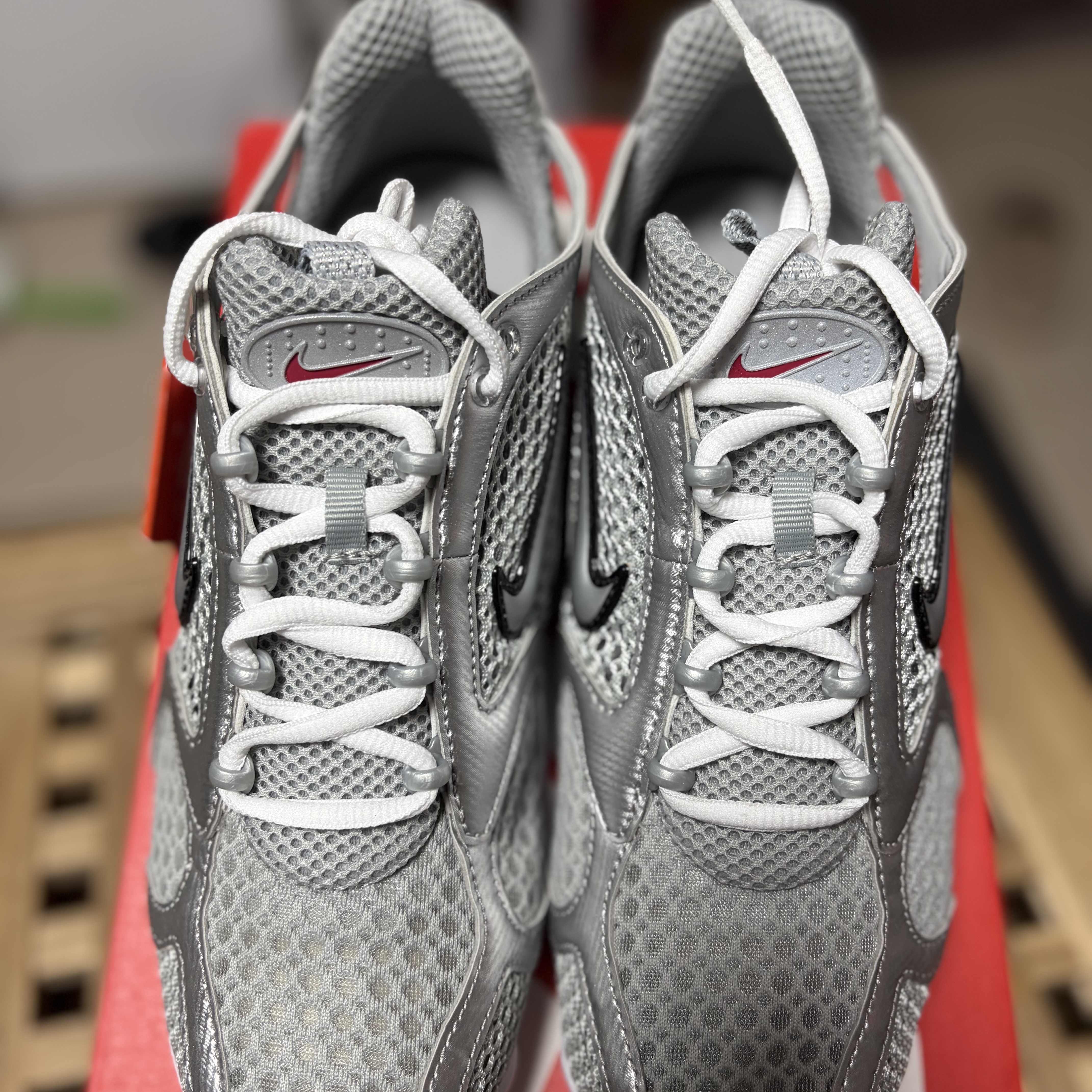 Nike Air Zoom Spiridon Cage 2 Metallic Silver 착용 스타일 - 4