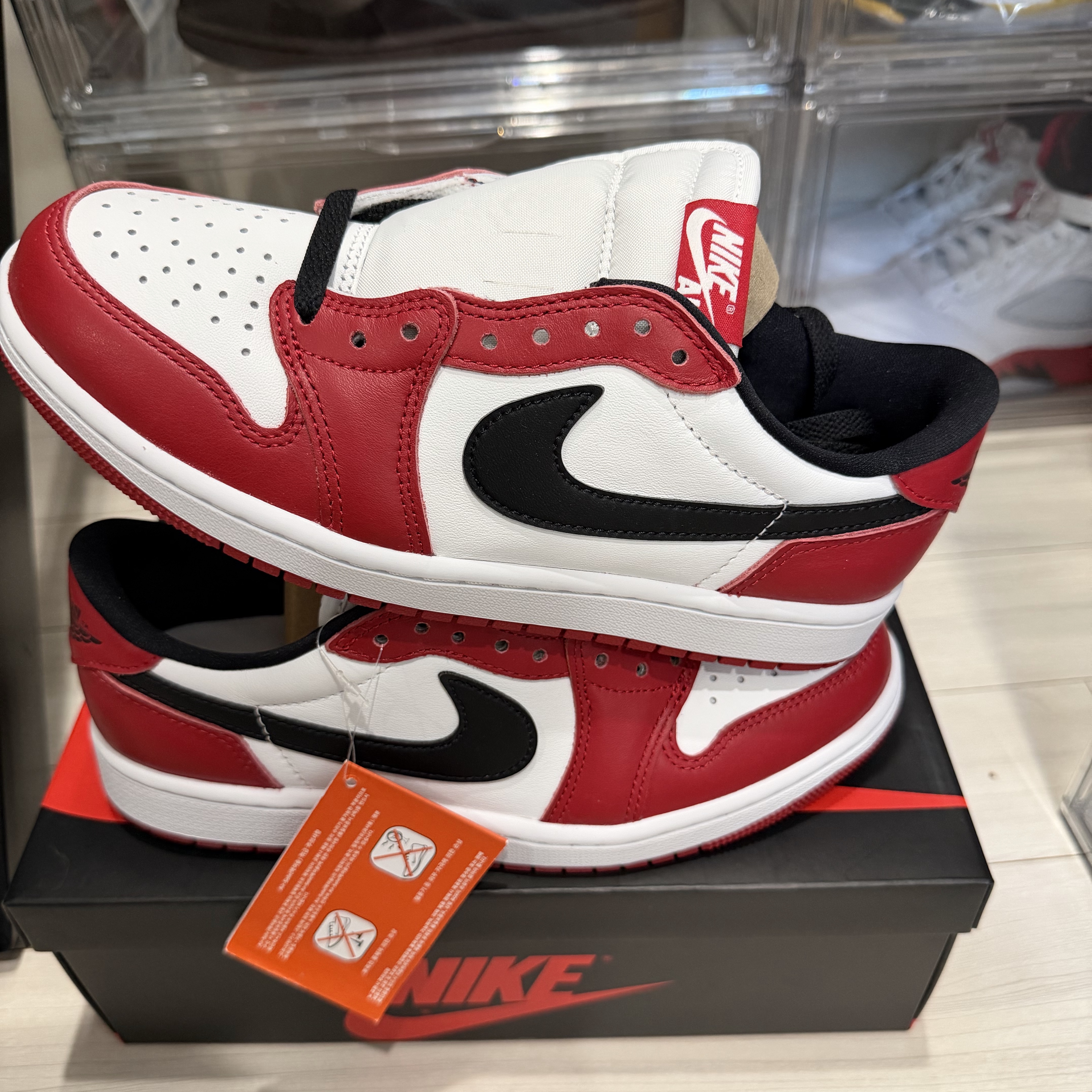 Jordan 1 Retro Low OG Chicago 착용 스타일 - 2