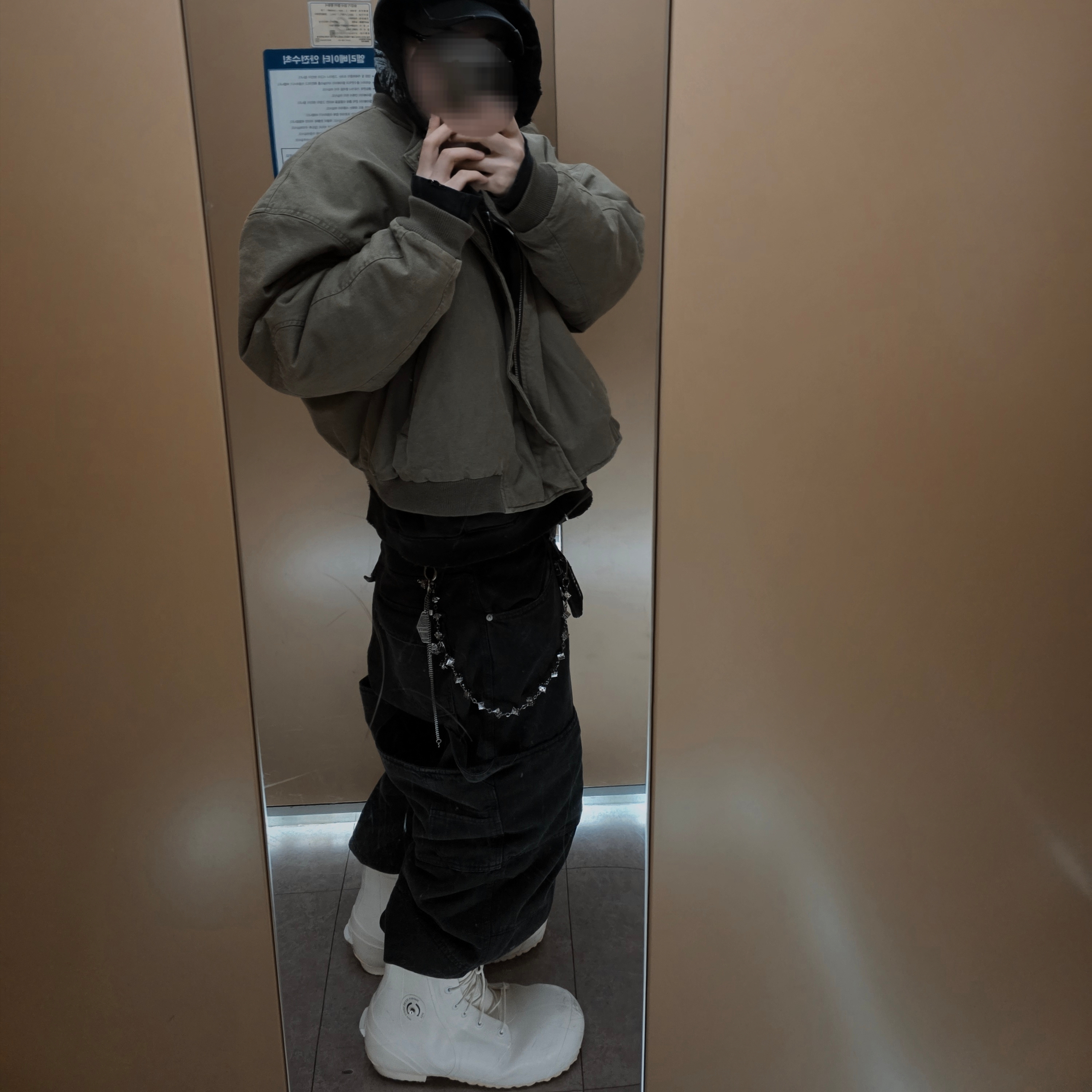 Nonnod Double knee cover pants Vintage black, Nonnod Sulfur Dye Serge Bomber Jacket Vintage Khaki 착용 스타일