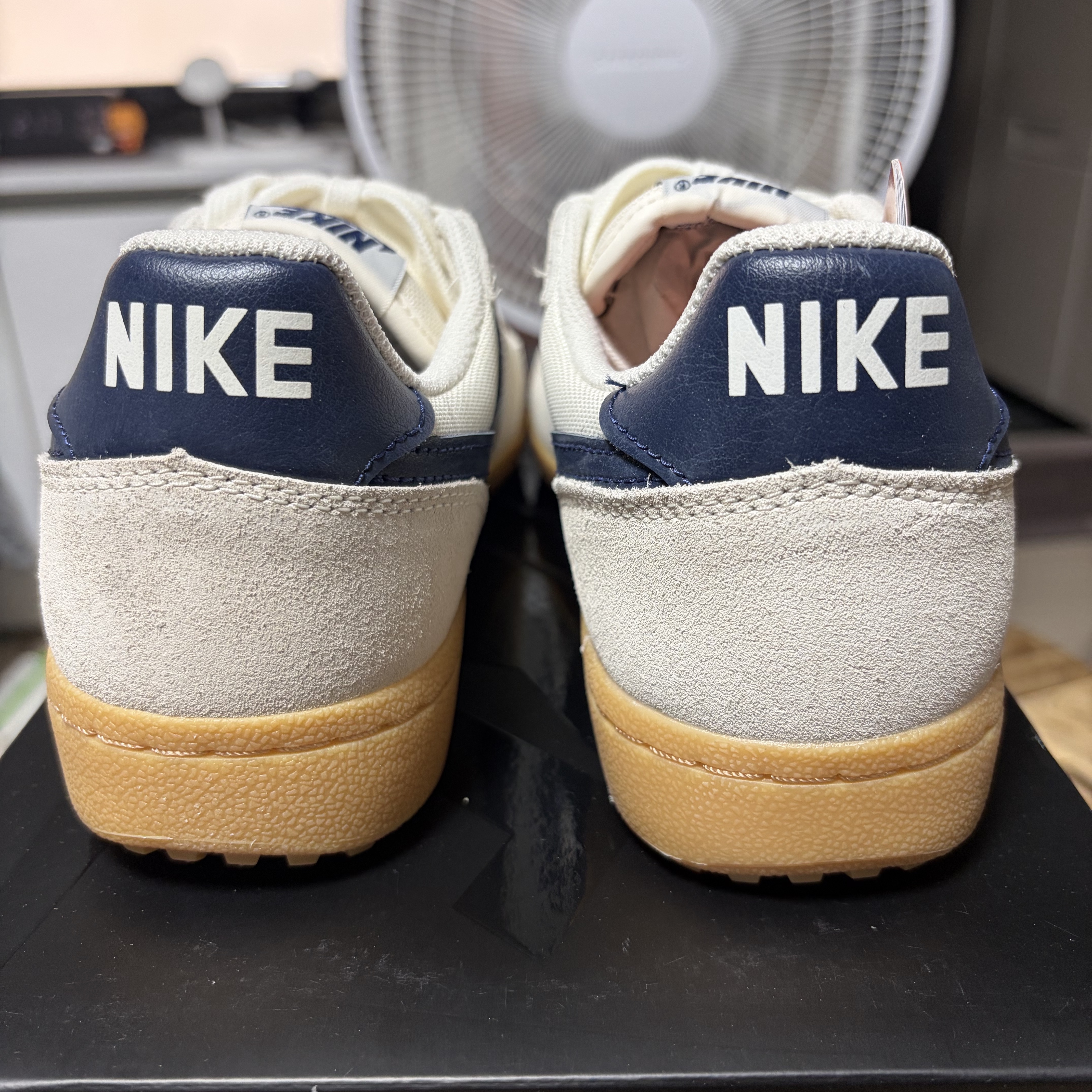 Nike Field General 82 Pale Ivory Gum Yellow 착용 스타일 - 5