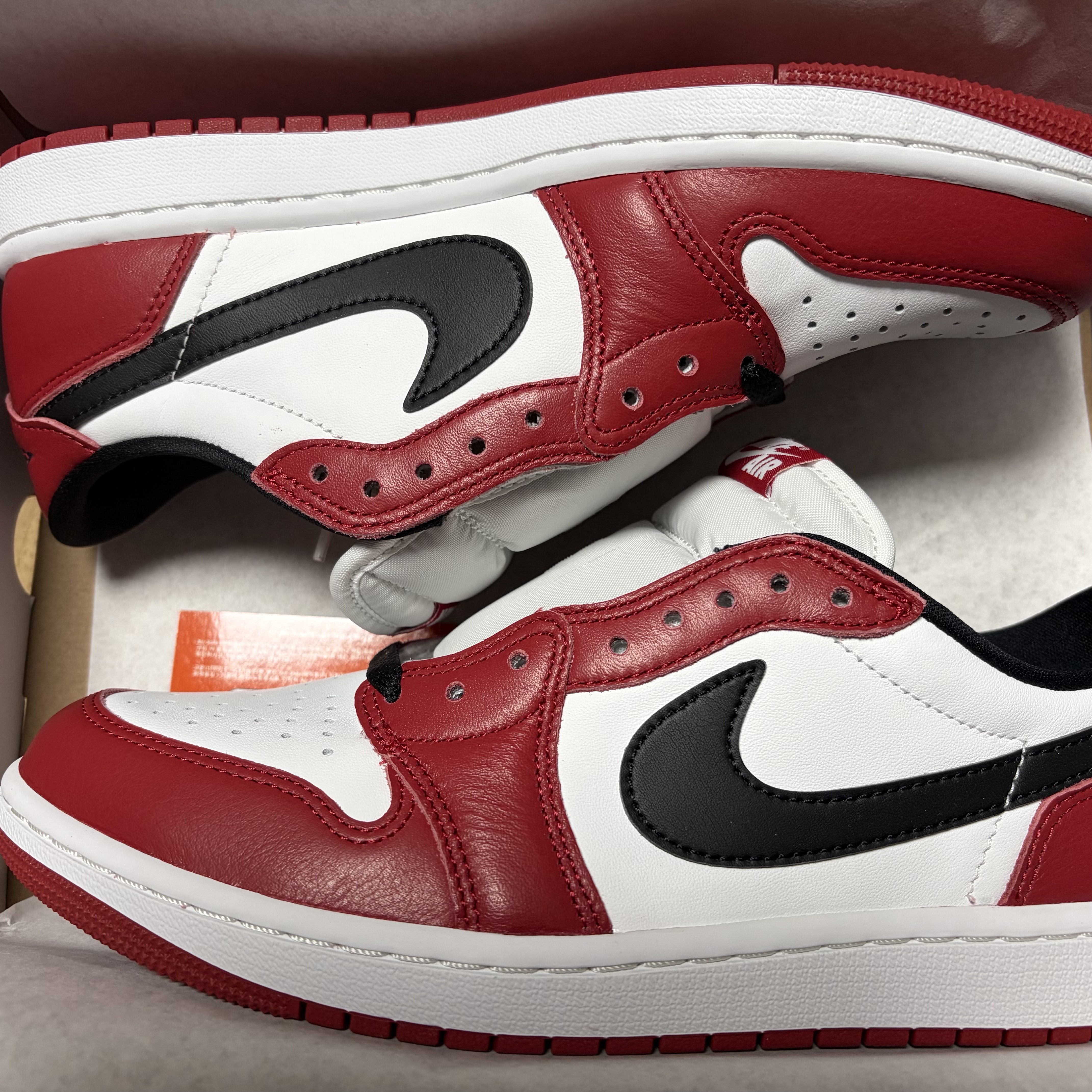 Jordan 1 Retro Low OG Chicago 착용 스타일 - 2