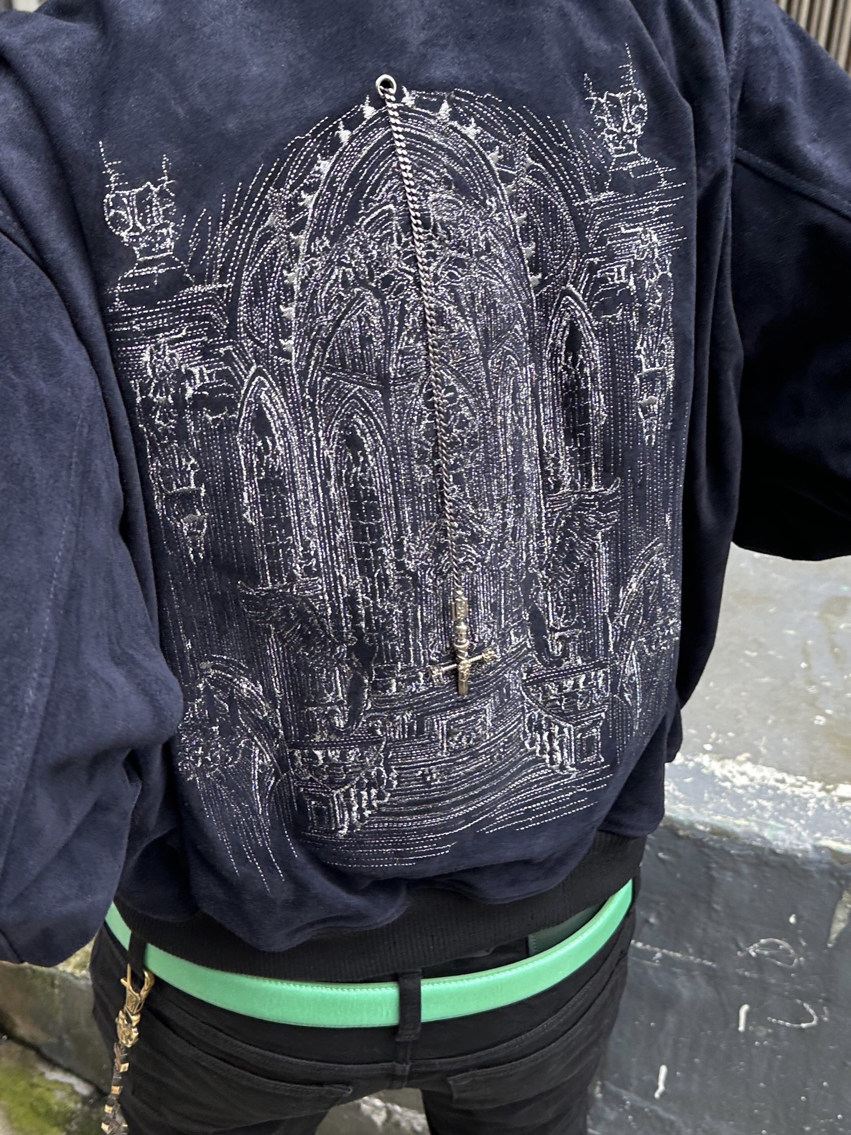 Undermycar 25SS Jeanne D'Arc Sword of Altar Embroidered Suede Blouson Navy, Undermycar 25FW Sinobi Tactical Slim Black Jeans Black 착용 스타일 - 5