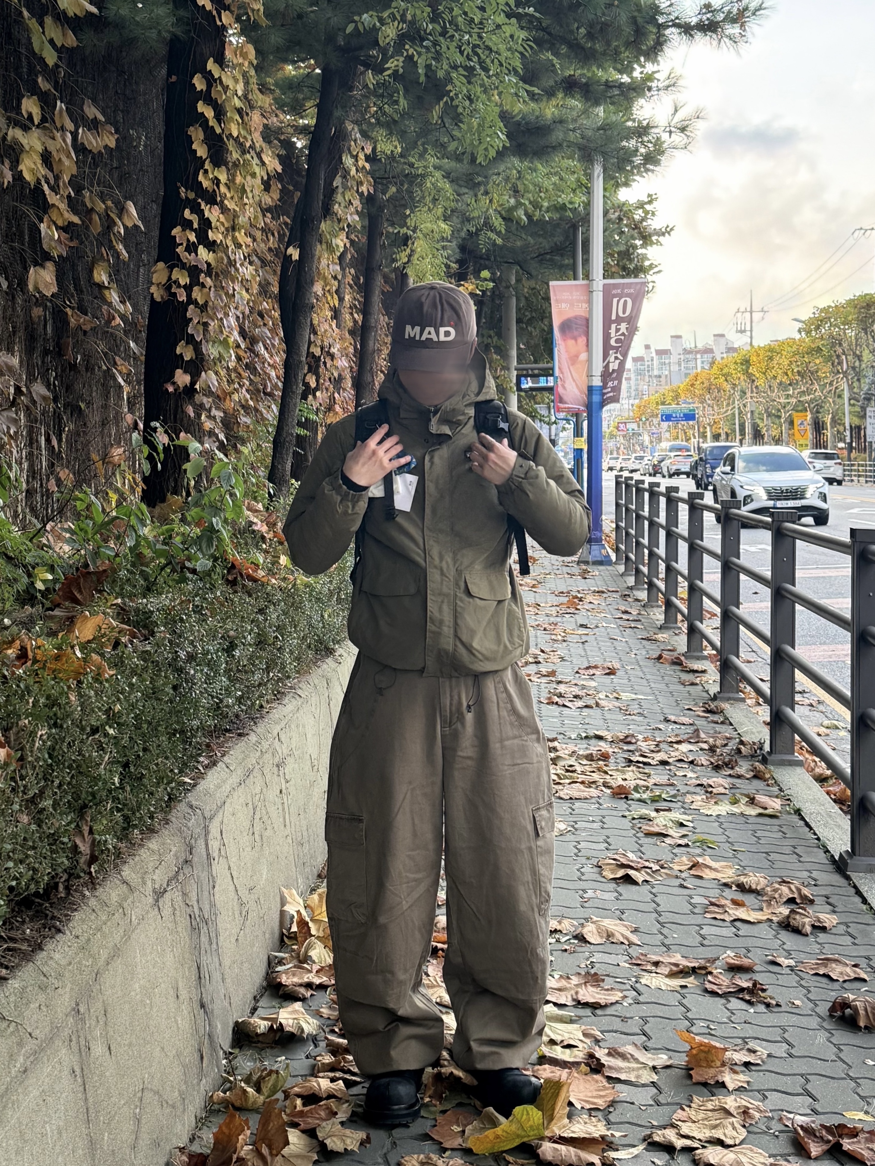noun Washed Cargo Pants Khaki 착용 스타일 - 2