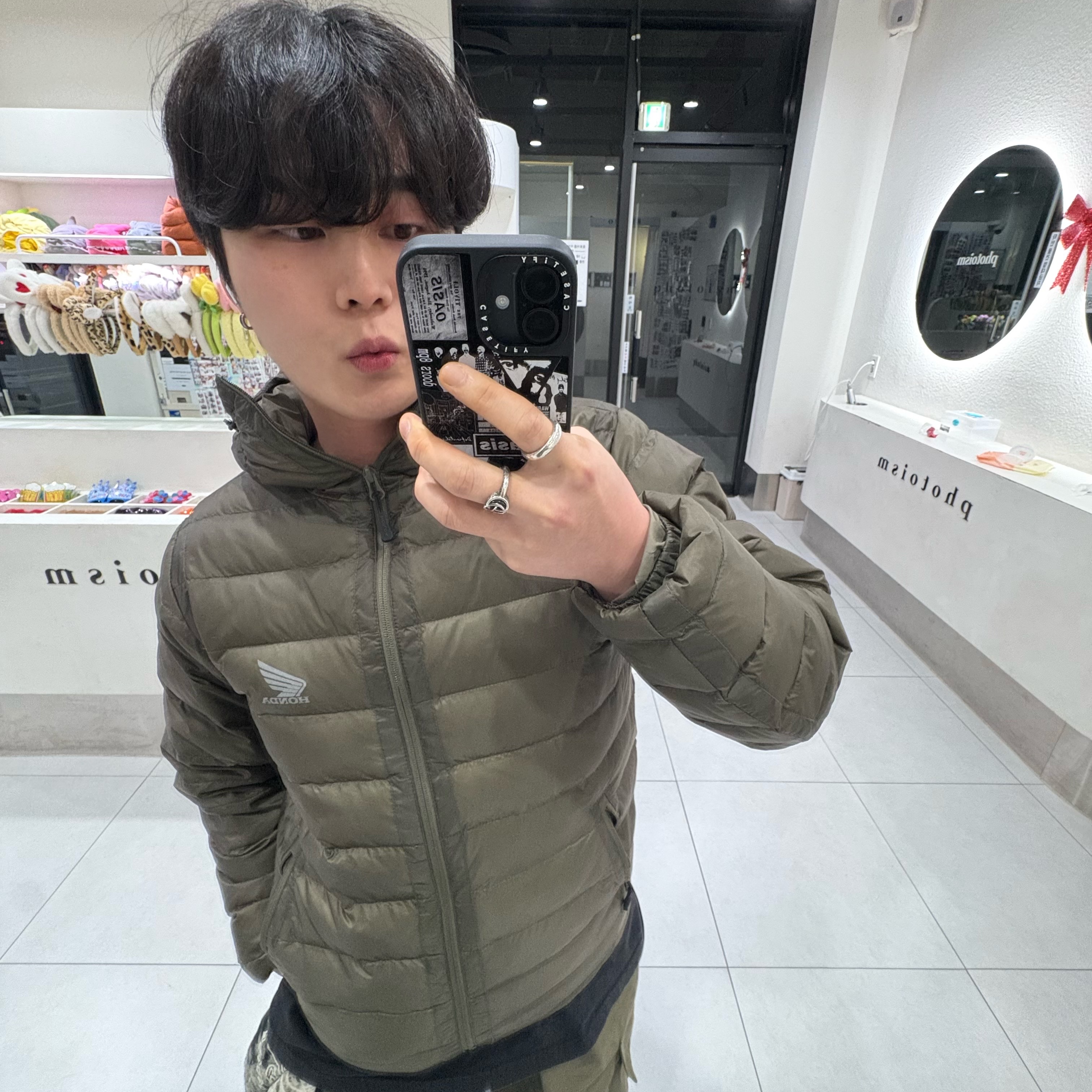 Honda H-Tech Storm Shield Parka Khaki, Nike Air Force 1 '07 Low Triple Black 착용 스타일 - 2