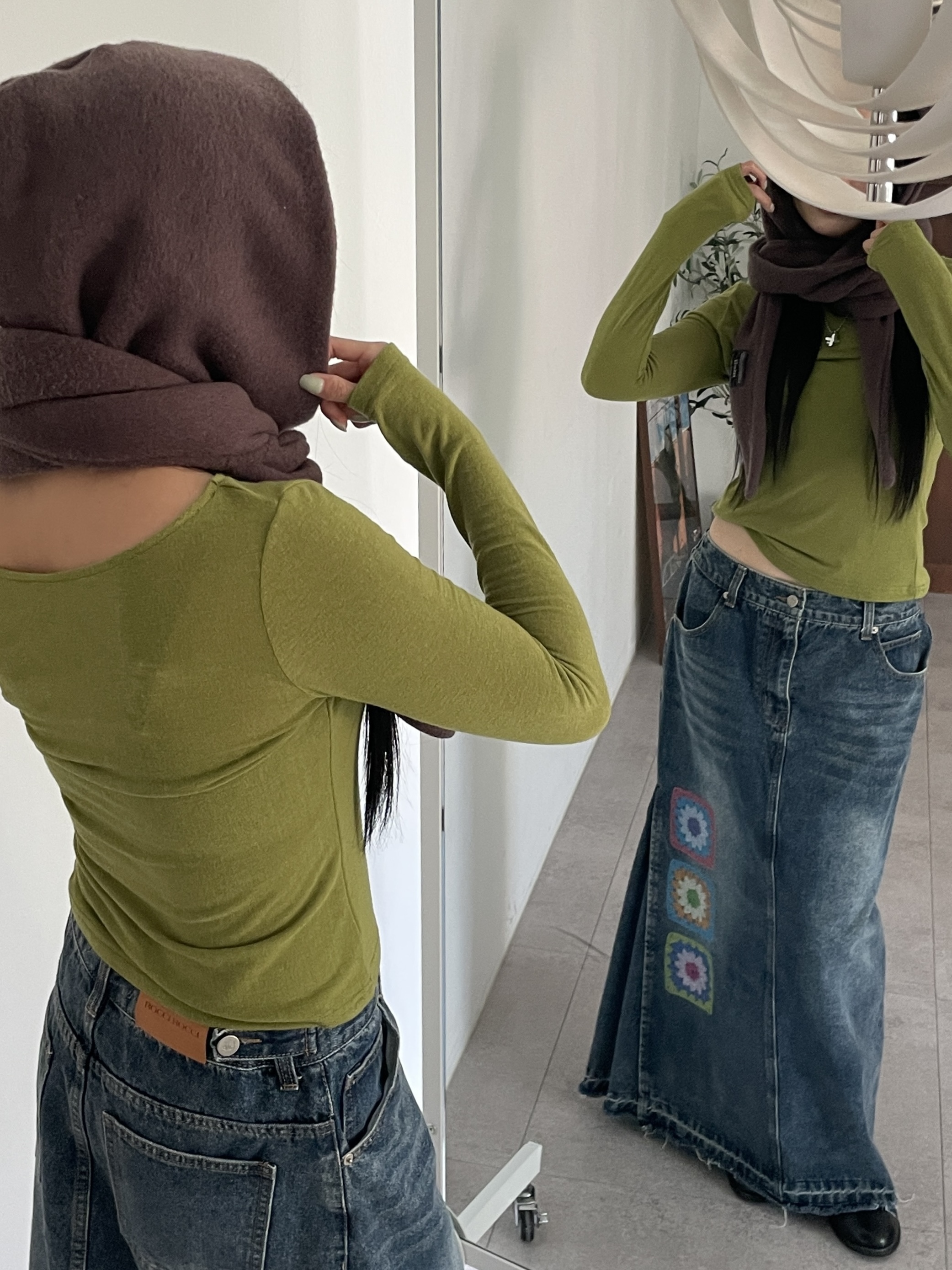 Riomeu Knit Hood Muffler  Brown 착용 스타일 - 3
