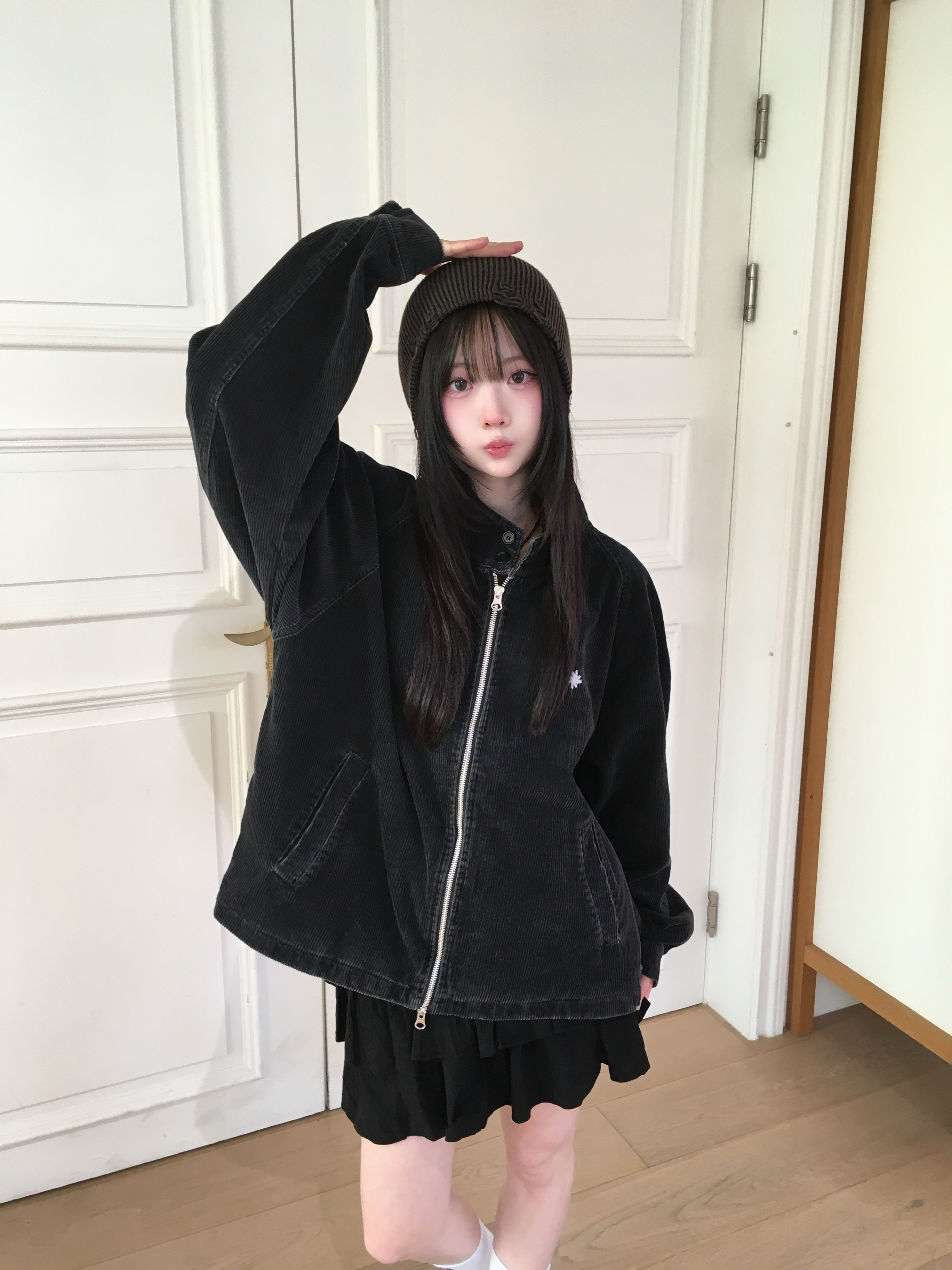 SLOW RECORD HOUSE Vintage Corduroy Harrington Jacket Charcoal 착용 스타일 - 1