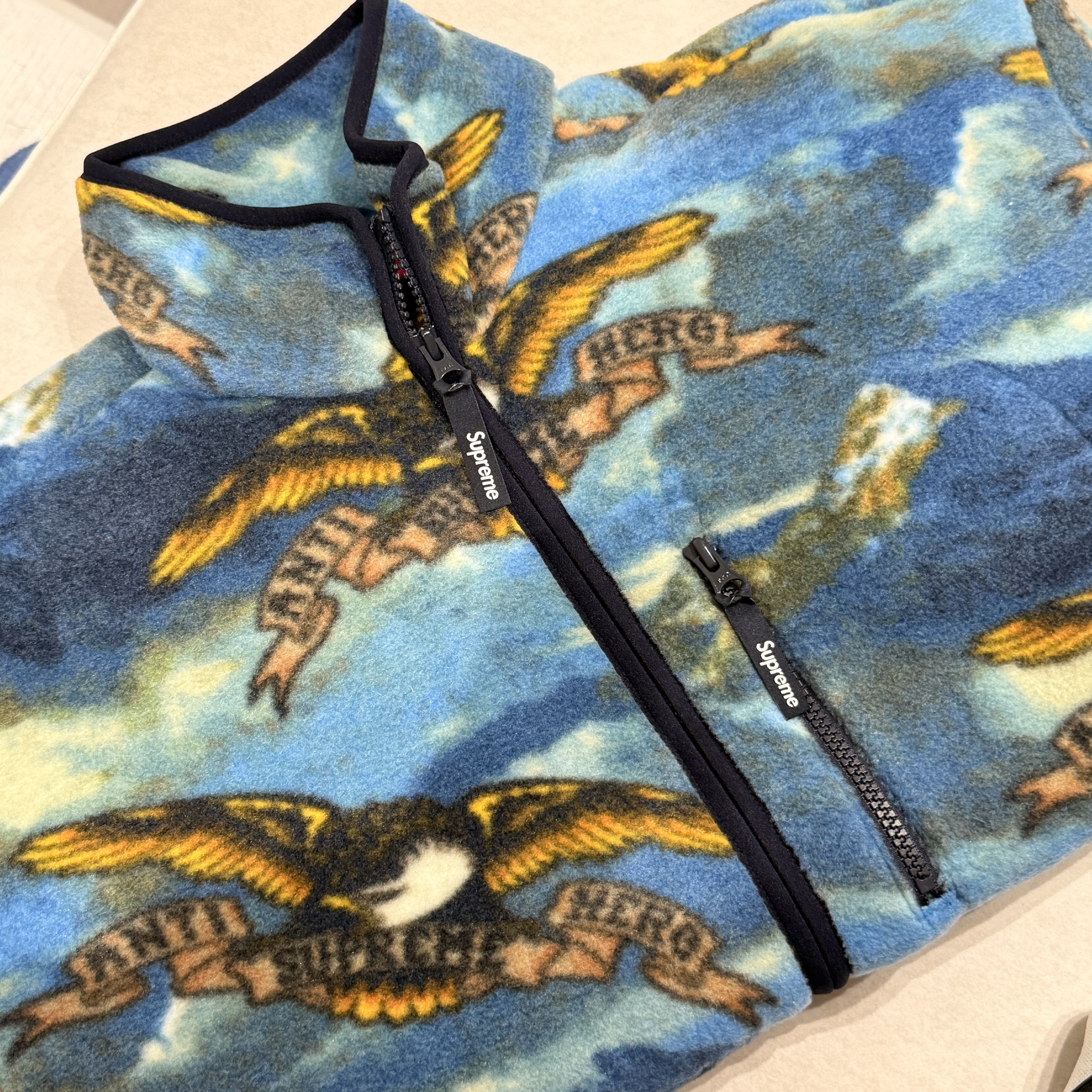 Supreme Antihero Fleece Jacket Multicolor - 25FW 착용 스타일