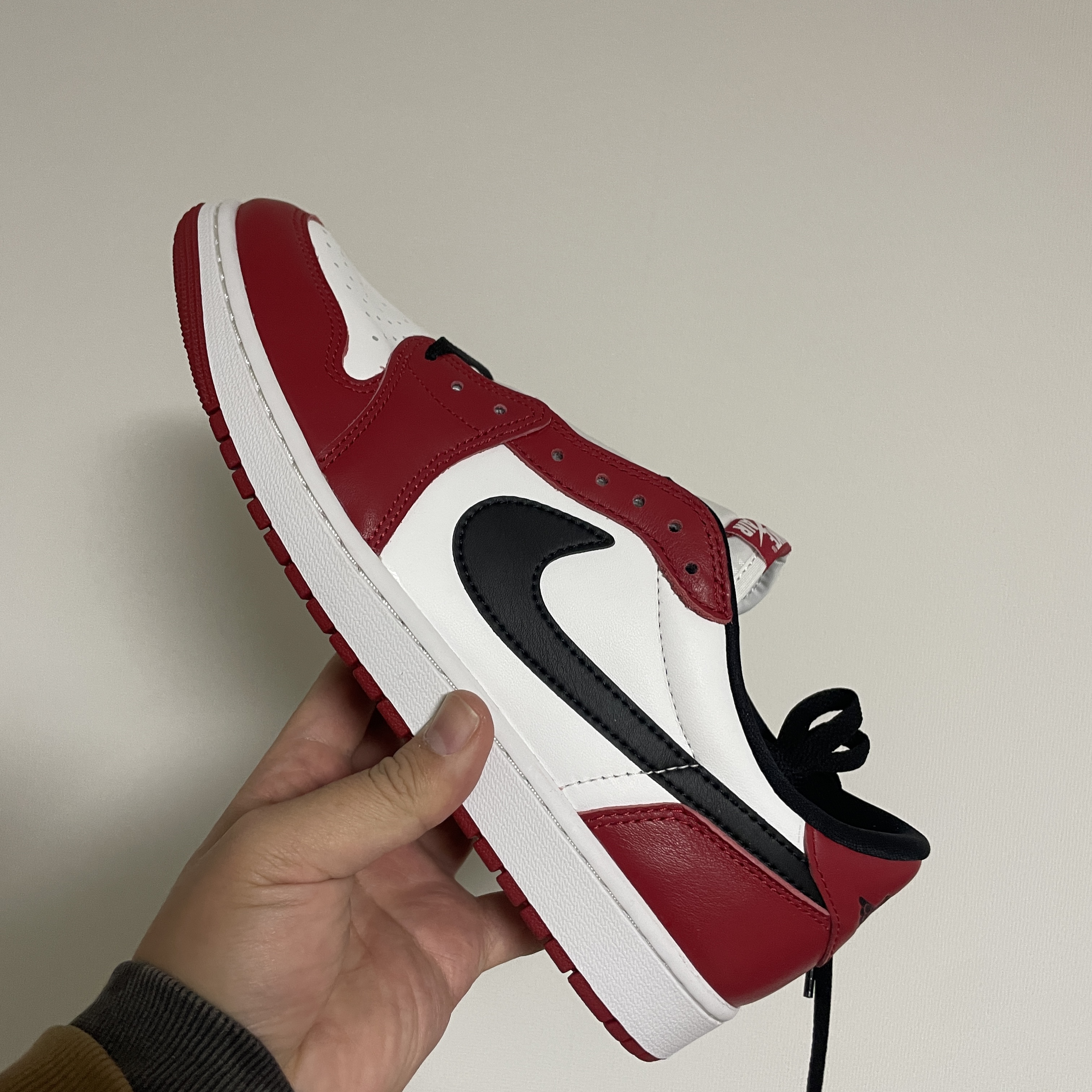 Jordan 1 Retro Low OG Chicago 착용 스타일