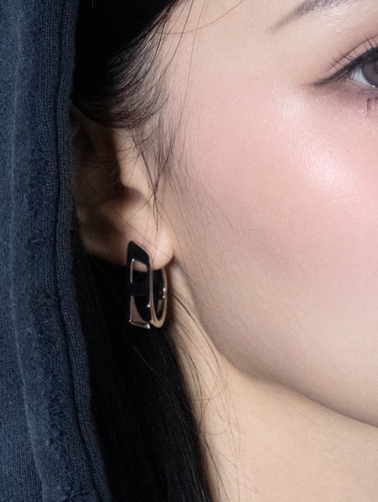 Diesel Dx1637040 Stainless Steel Hoop Earring Silver 착용 스타일