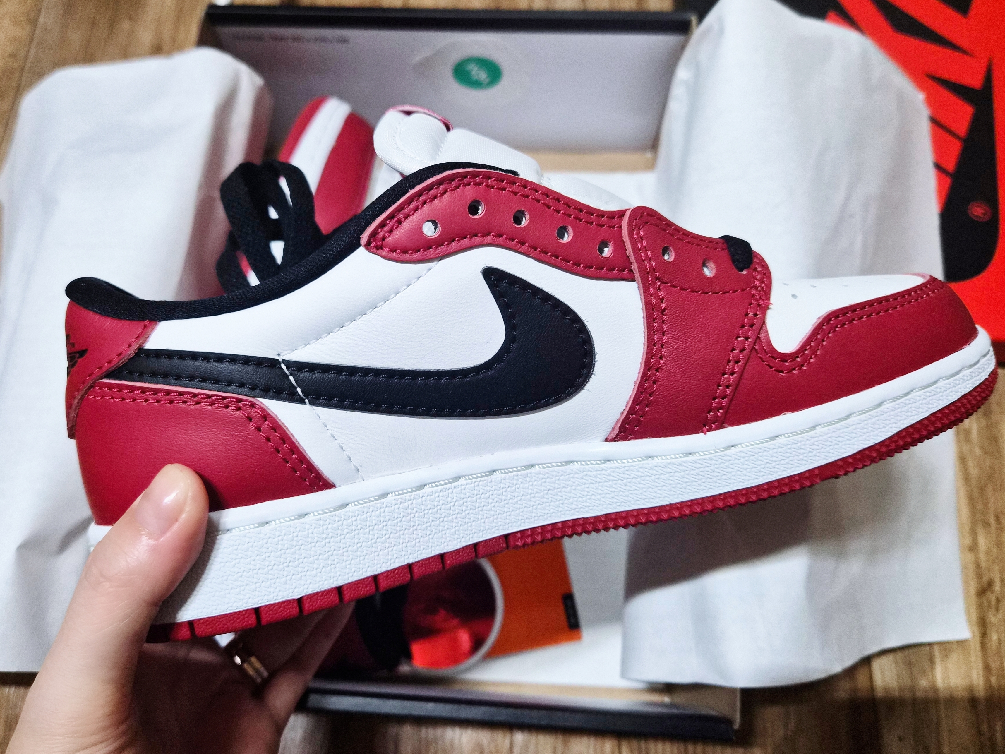 Jordan 1 Retro Low OG Chicago, (GS) Jordan 1 Retro Low OG Chicago 착용 스타일