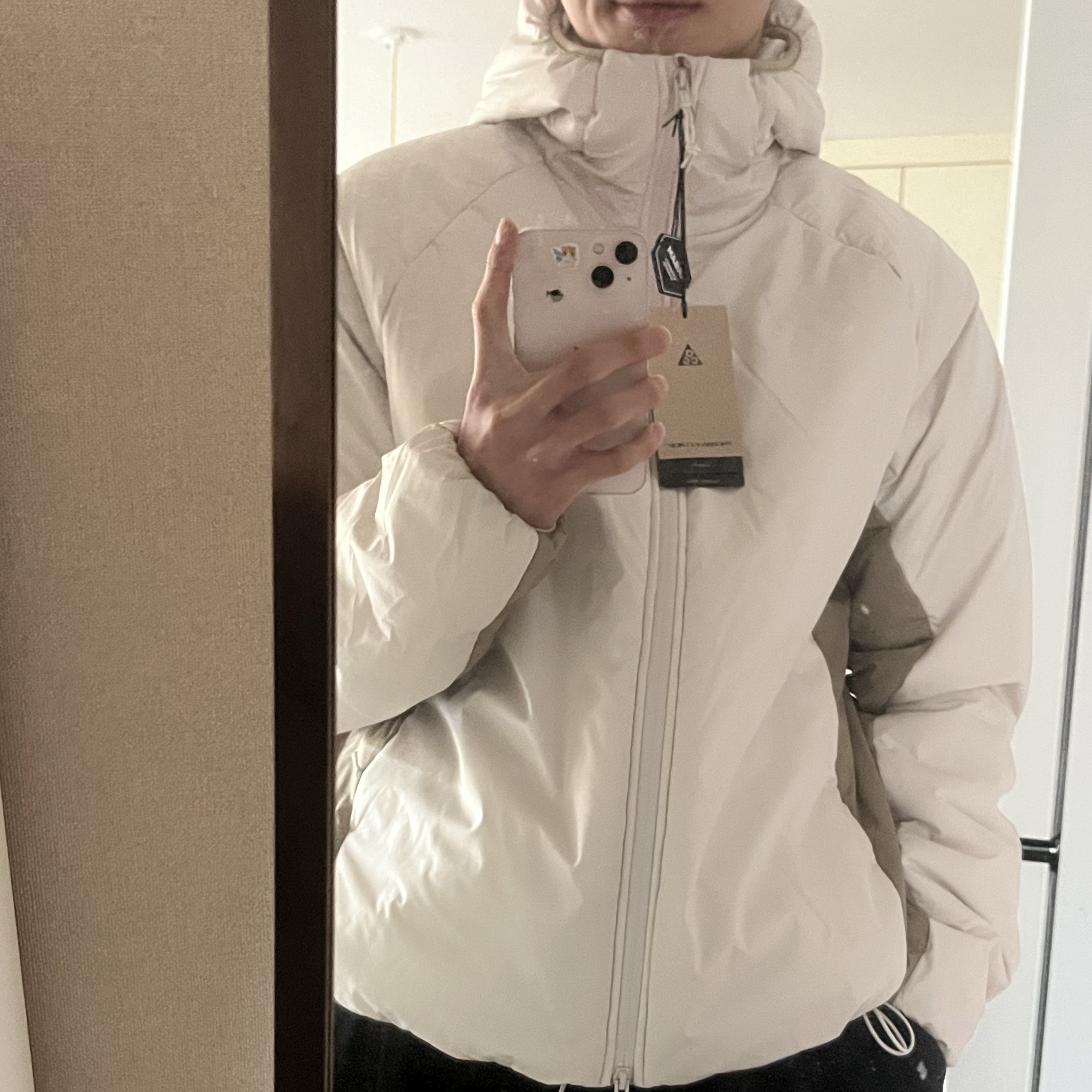 Nike ACG Rope De Dope Primaloft Therma-Fit Jacket Orewood Brown Khaki - Asia, Adidas Yeezy Boost 350 V2 Carbon Beluga 착용 스타일 - 2