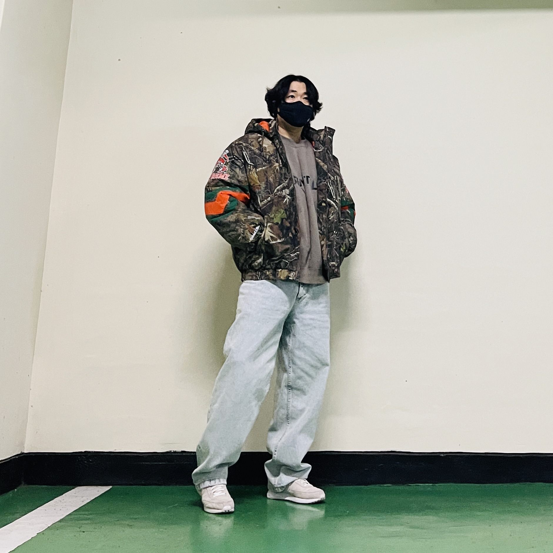Nike x Stranger Things Air Tailwind 79 Sail Upside Down Pack, Supreme Mitchell & Ness NCAA Hooded Stadium Jacket TrueTimber Kanati Camo - 24FW 착용 스타일 - 2