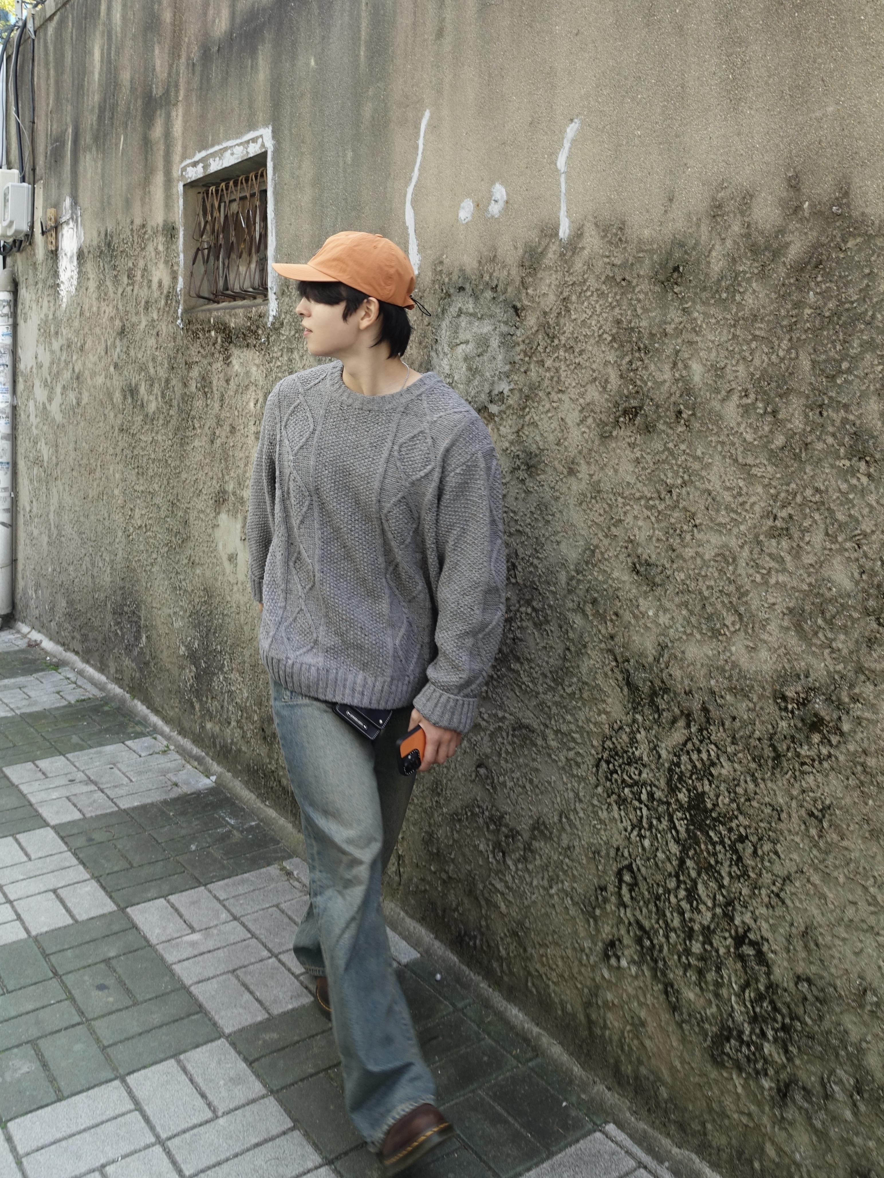 Dr. Martens 1461 Crazy Horse Dark Brown 착용 스타일 - 4