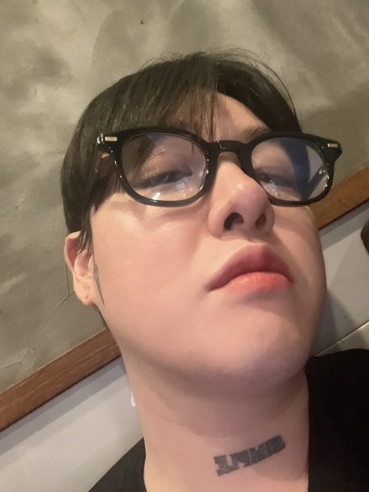 KREAM 프로필 이미지