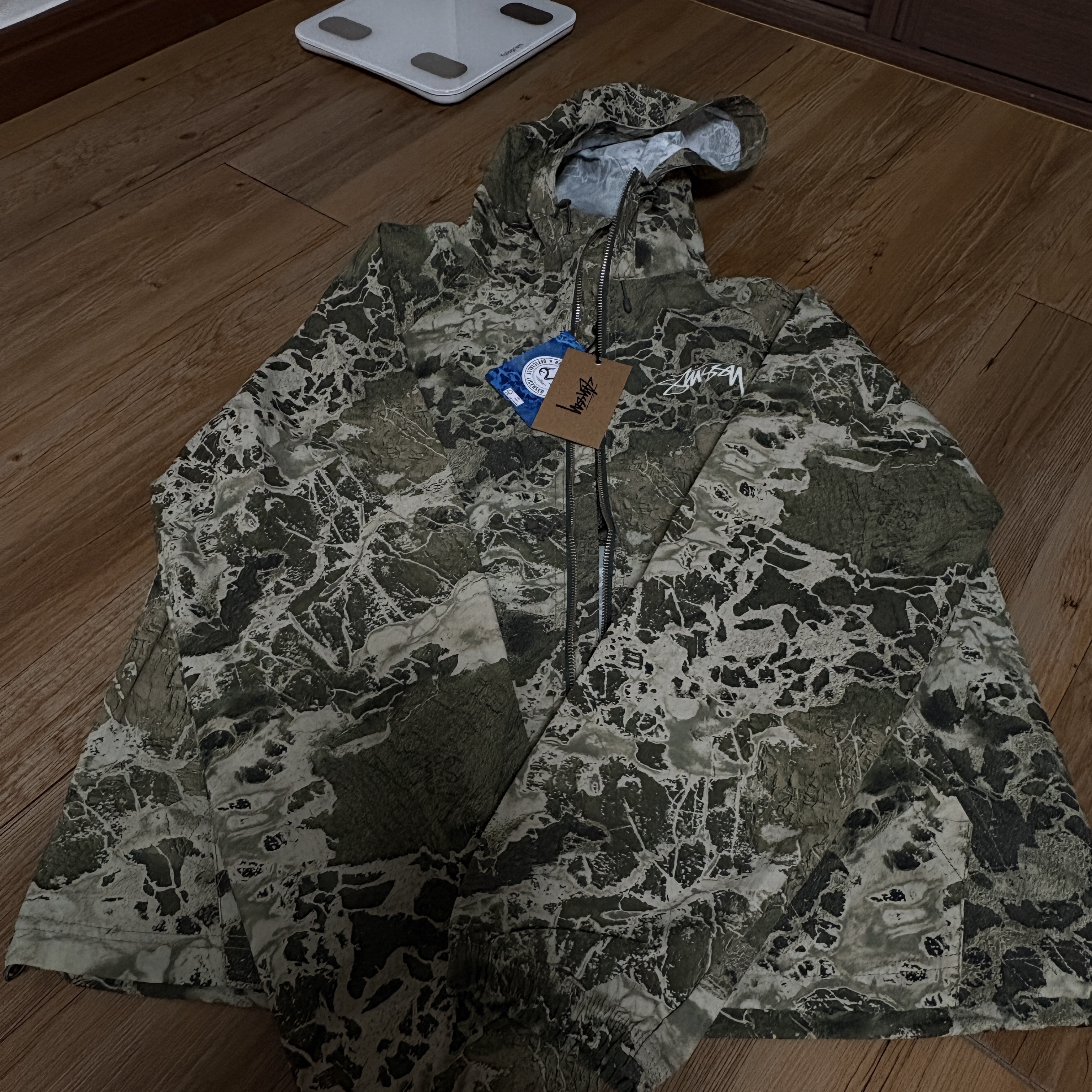 Stussy Realtree Wav3 Beach Shell Wave3 Hillside 착용 스타일 - 2