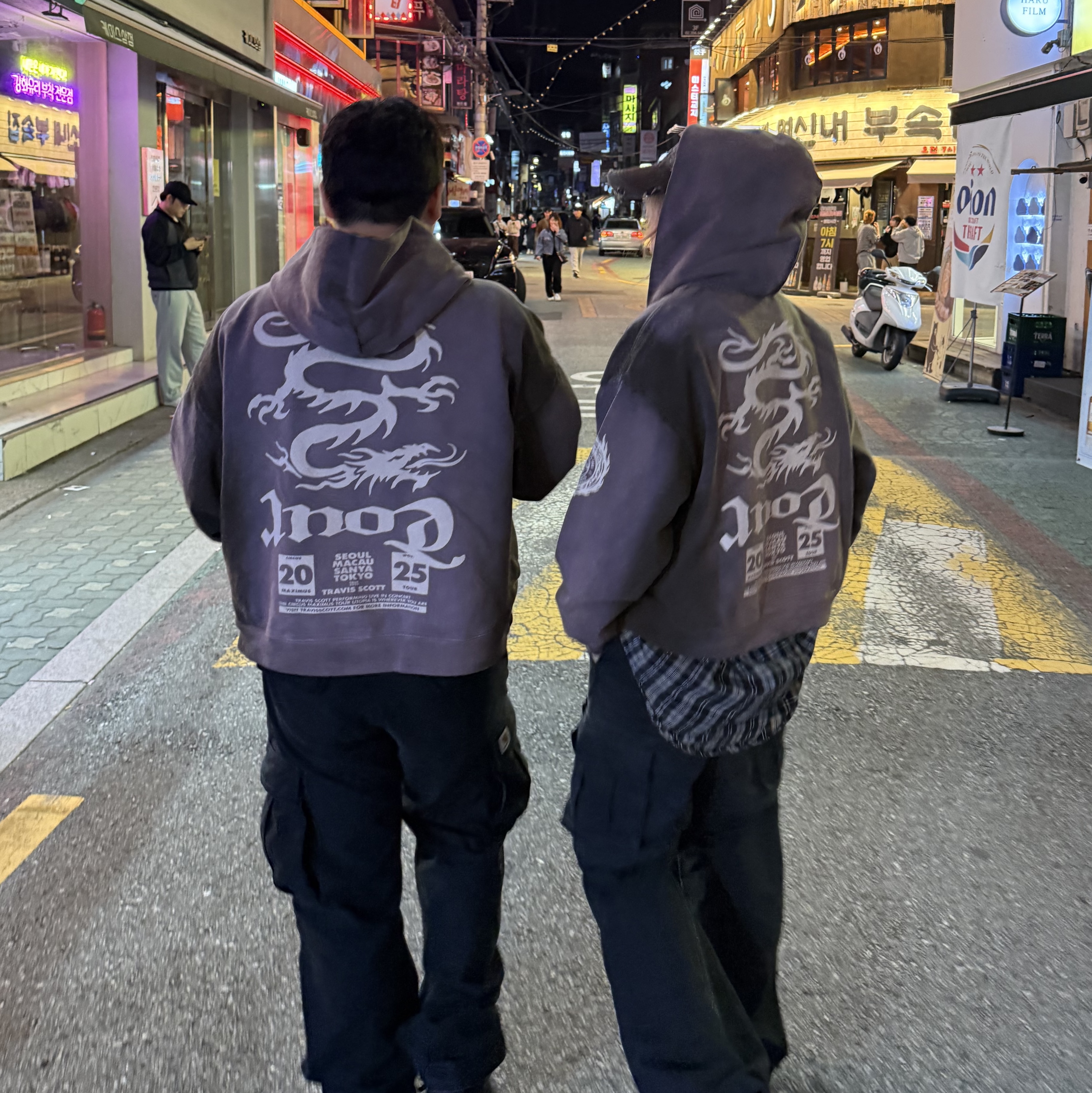 Jordan 1 x Travis Scott Retro Low OG SP Black Phantom, Project G/R Convertible Tactical Pants Black 착용 스타일 - 5