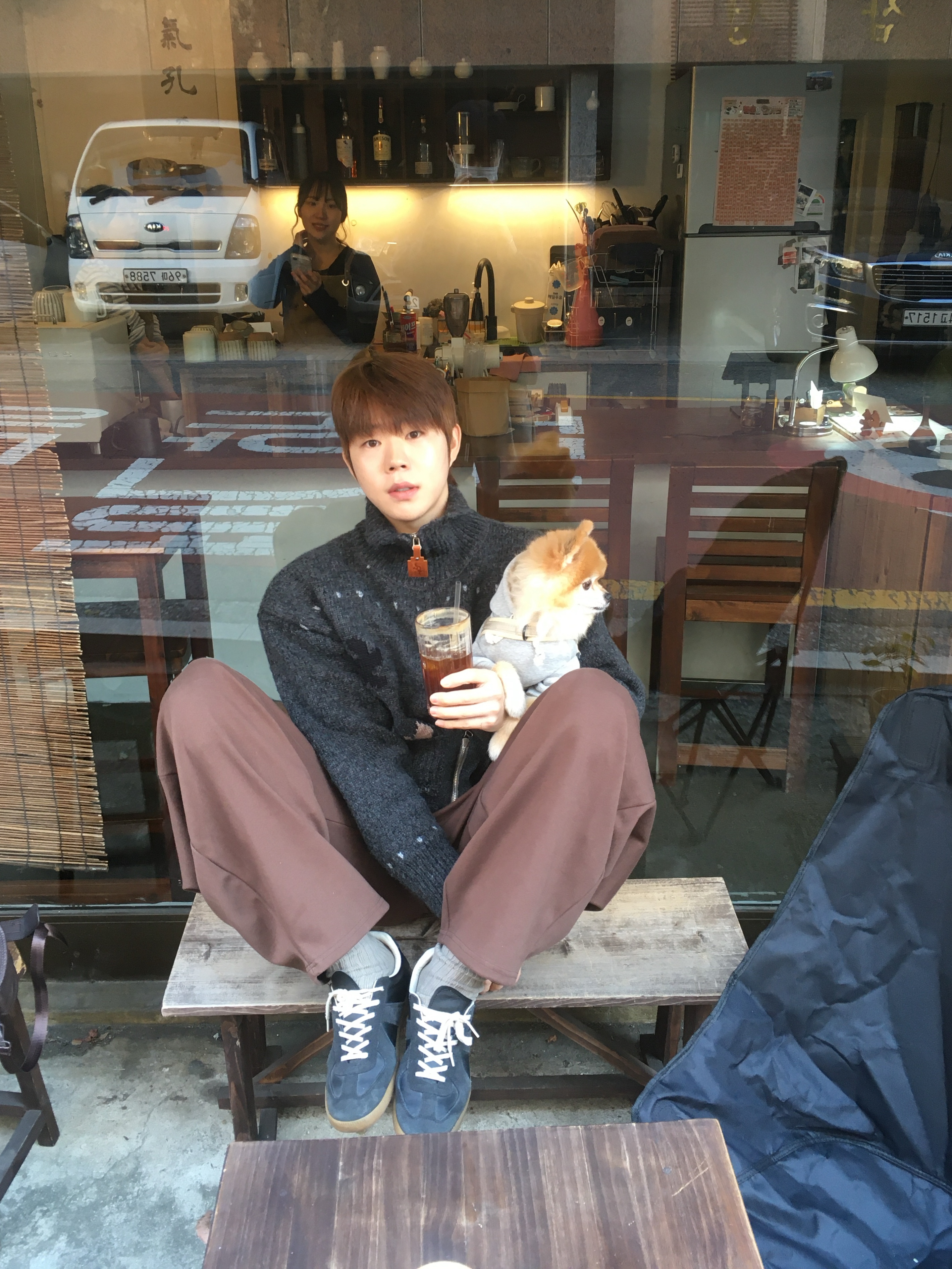 Casio LTP-V007L-9E, Shoopen German Army Sneakers Black 착용 스타일 - 1