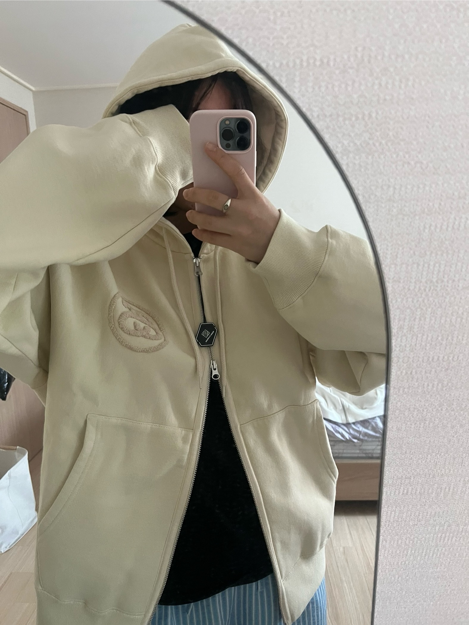 Stussy x Wales Bonner Fleece Zip Hoodie Ivory 착용 스타일 - 1