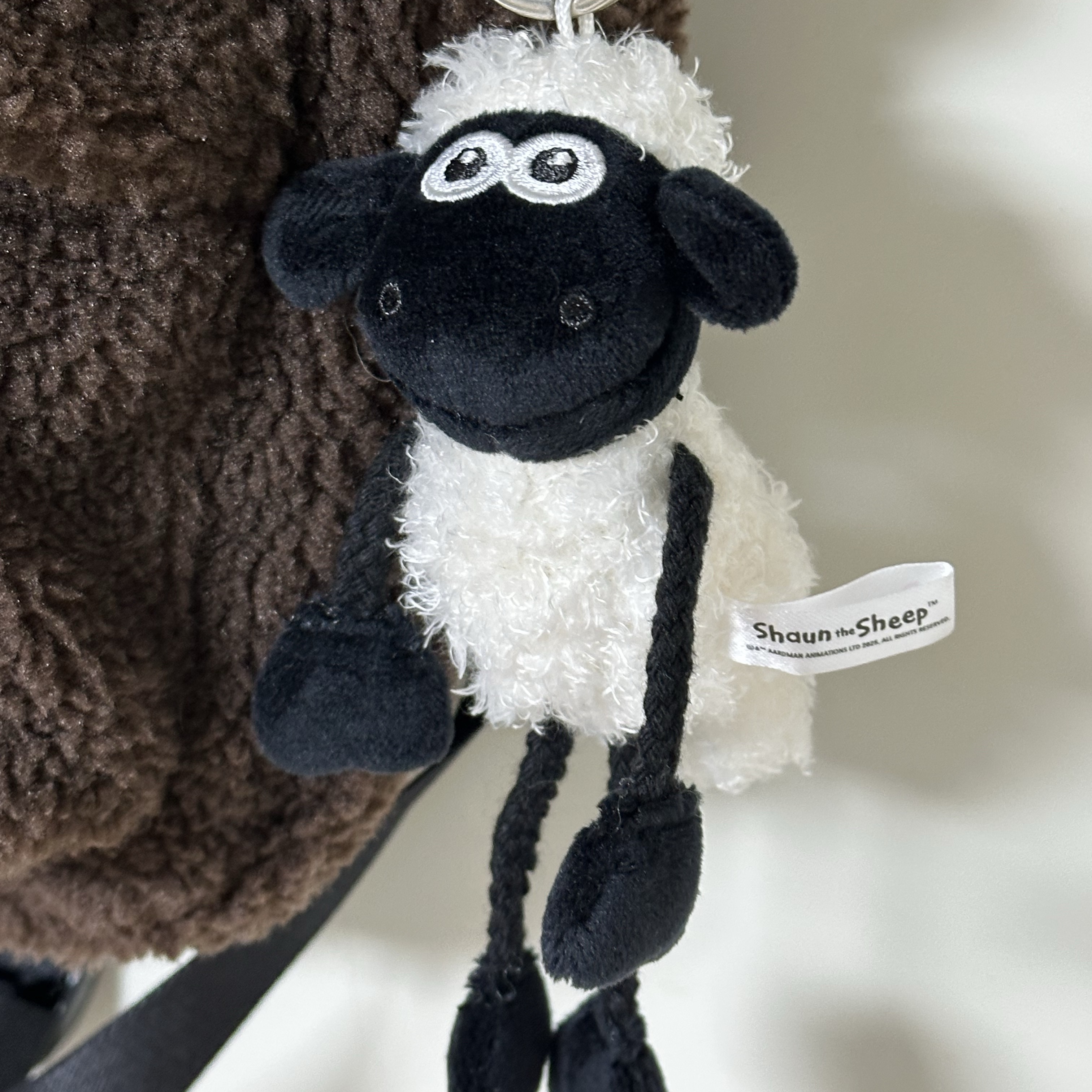 Dream C&C Shaun The Sheep Mini  Keyring Plush 12cm 착용 스타일